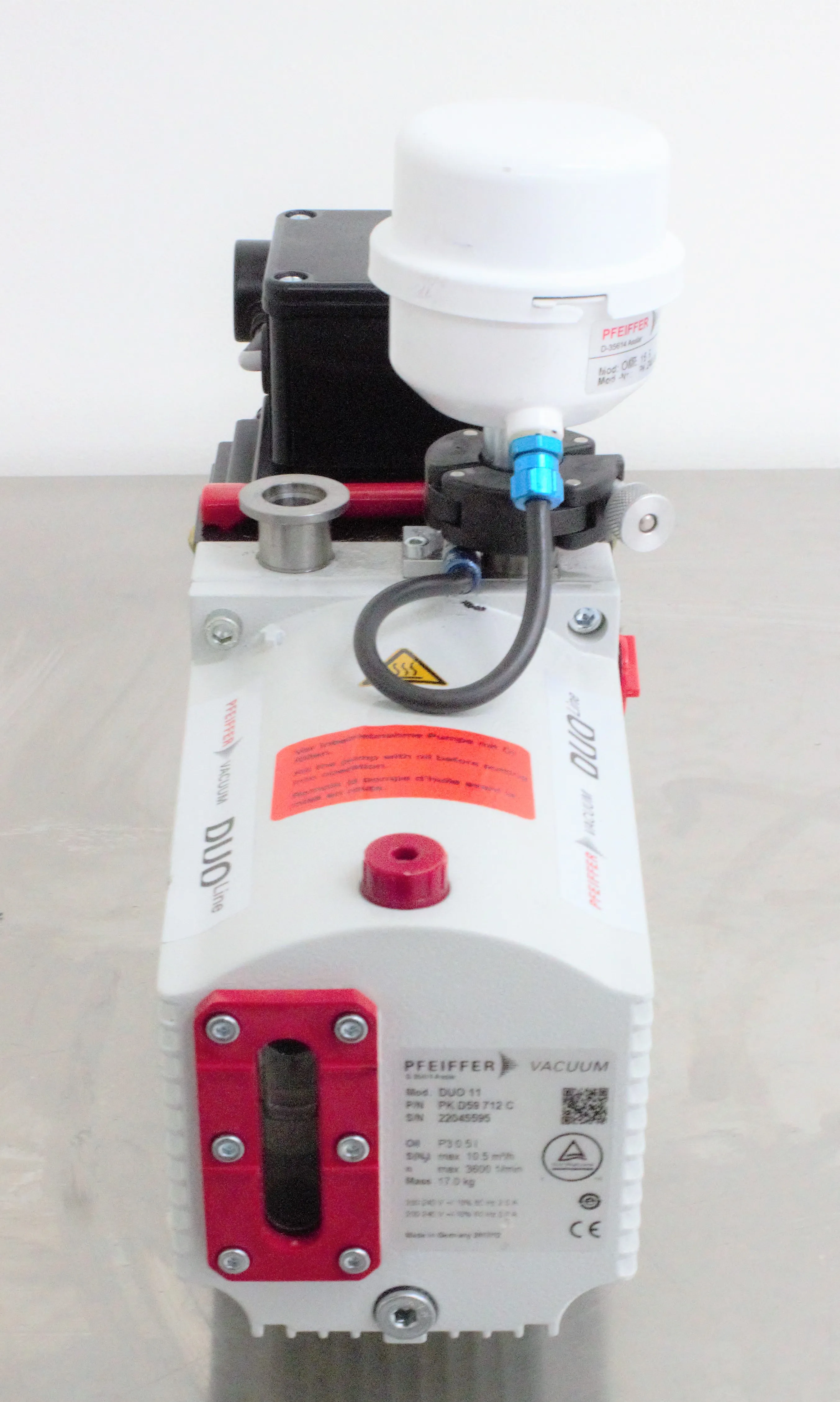 Pfeiffer DUO 11 M Vacuum Pump