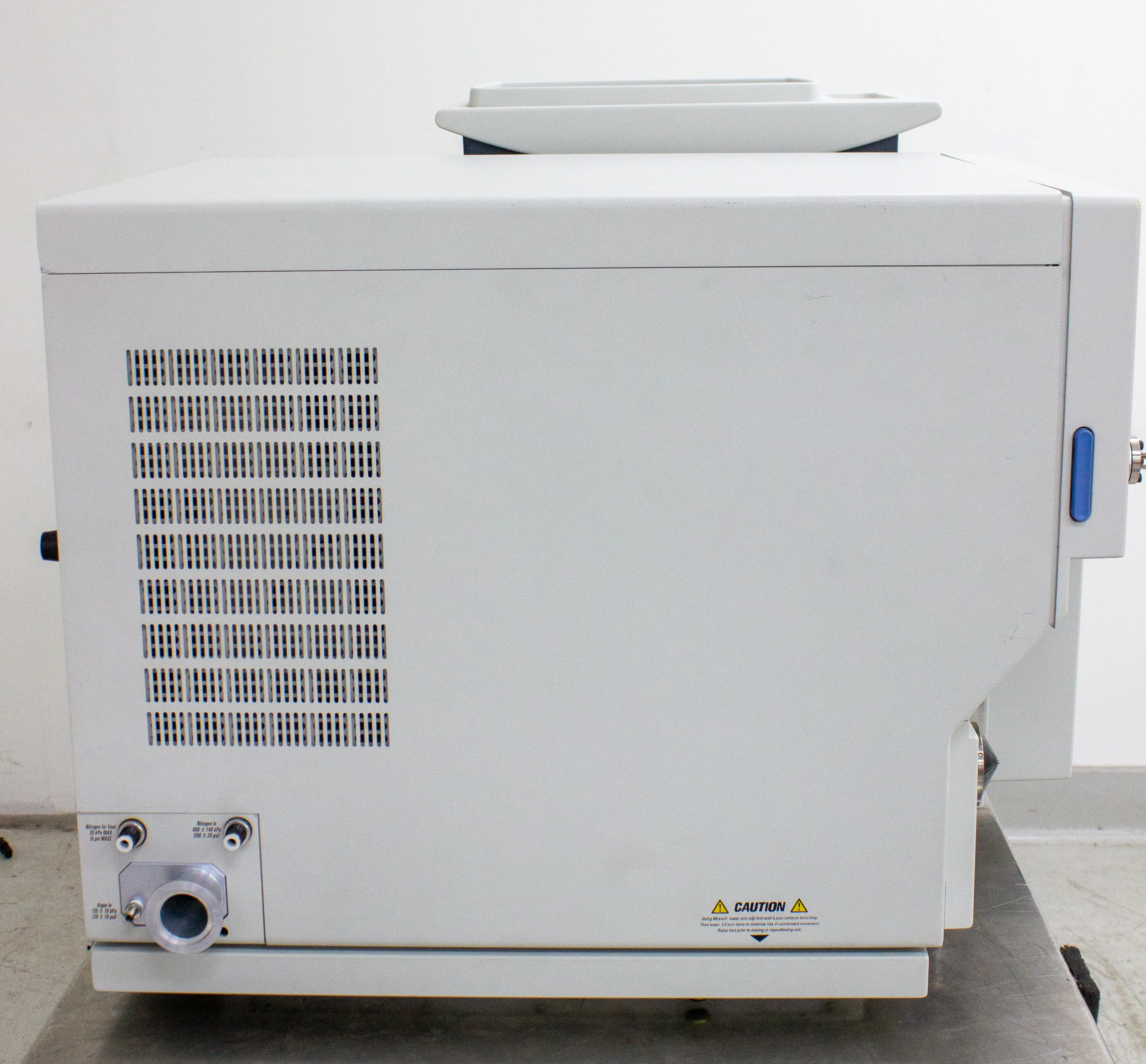 Thermo Transcend LX1 HPLC w/ TSQ Quantum Access Max Mass Spec