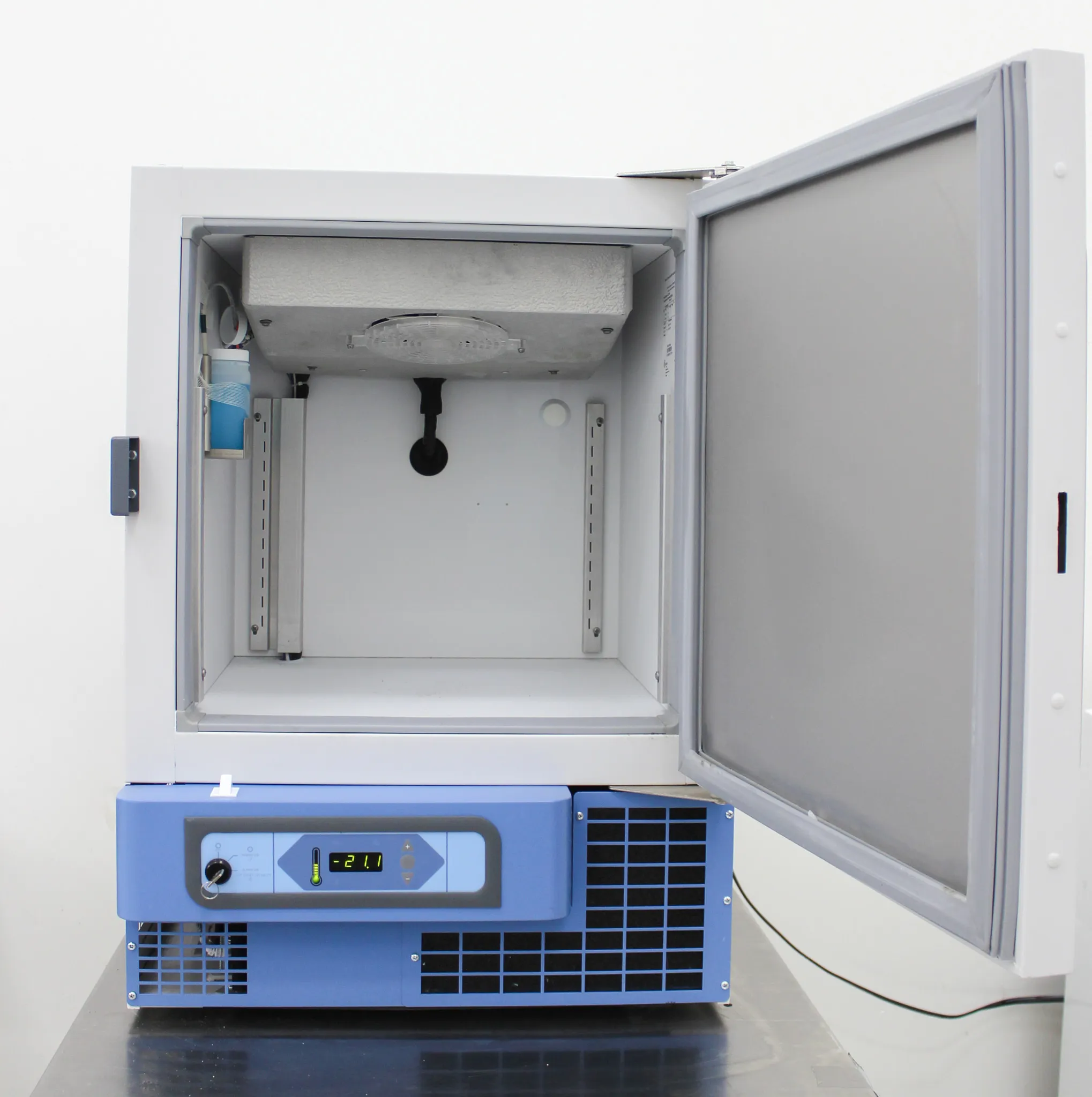 Thermo Scientific Revco High Performance Auto lab. Freezer model: ULT430A - Ultra Low Freezer