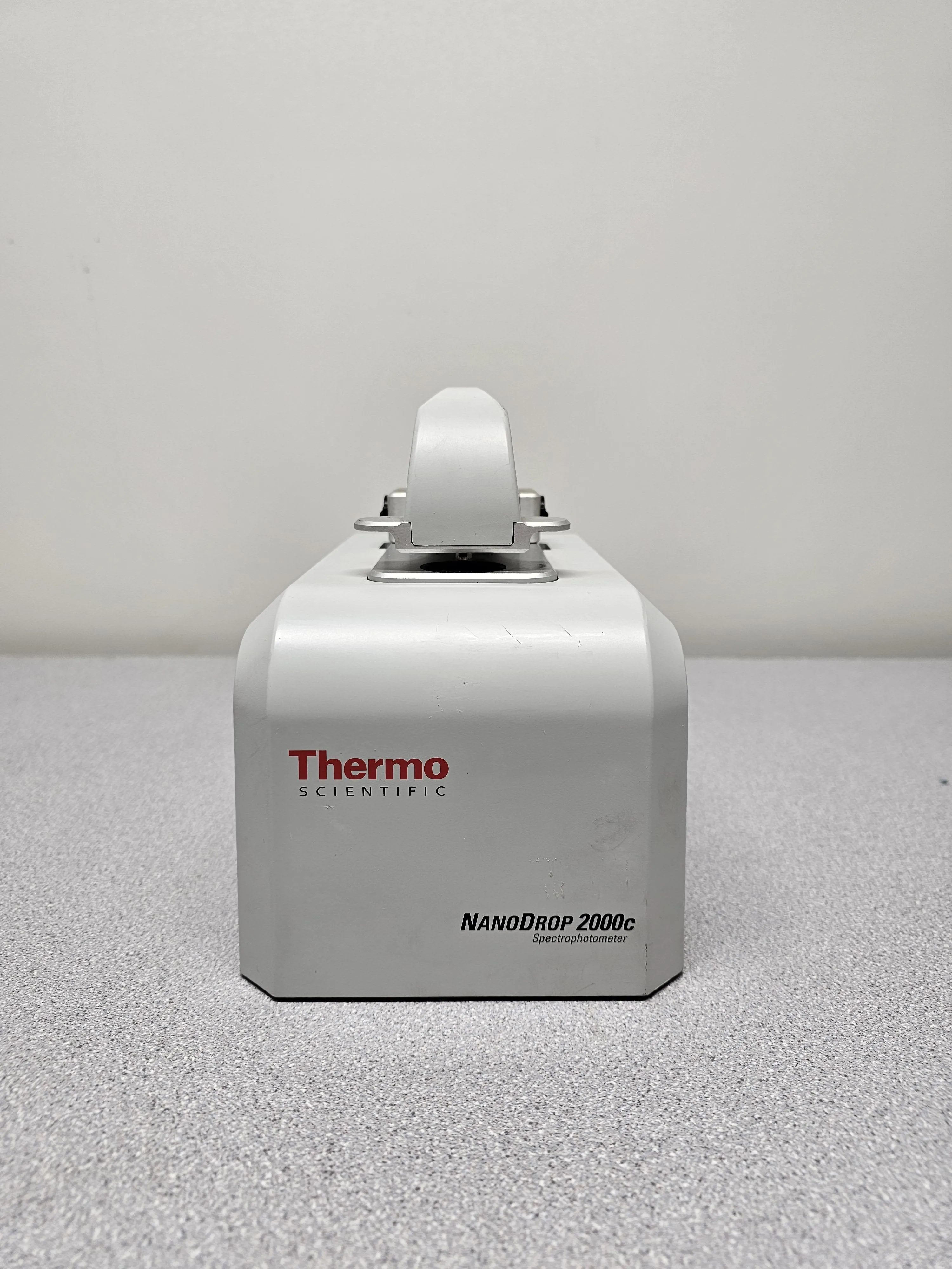 Thermo Scientific NanoDrop 2000c Spectrophotometer Single Well