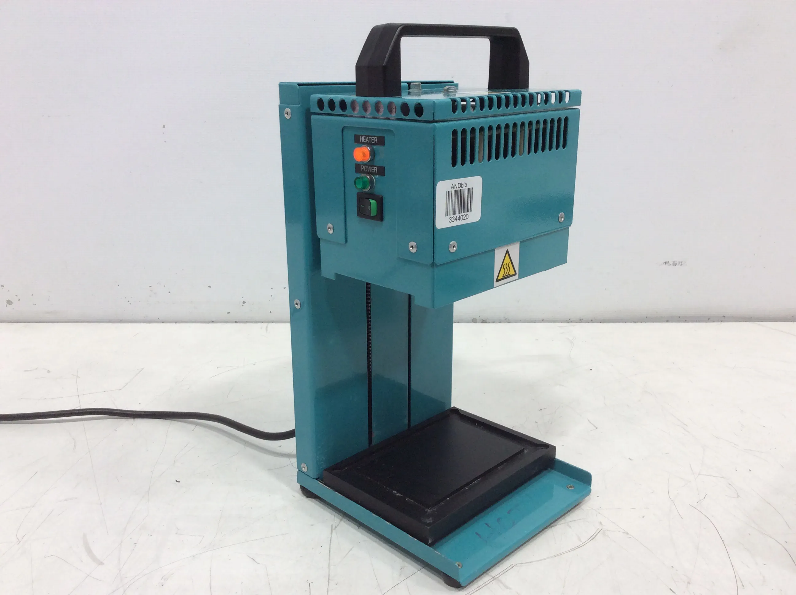 Advanced Biotechnologies Combi Thermo-Sealer AB-0384/110 Plate Sealer Used in Liquid Handling