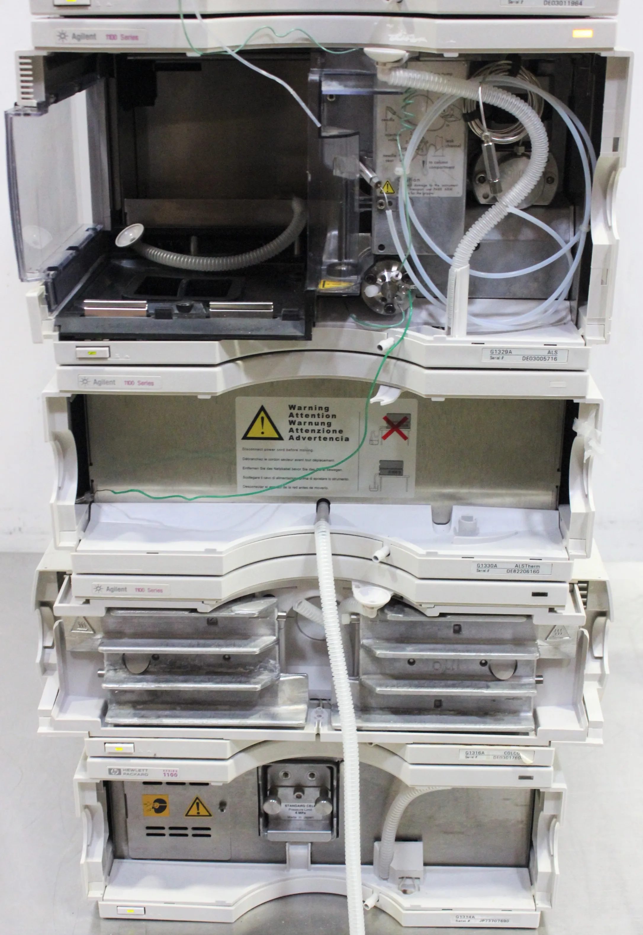 Agilent 1100 Series HPLC System with Vacuum Degasser and Variable Wavelength Detector