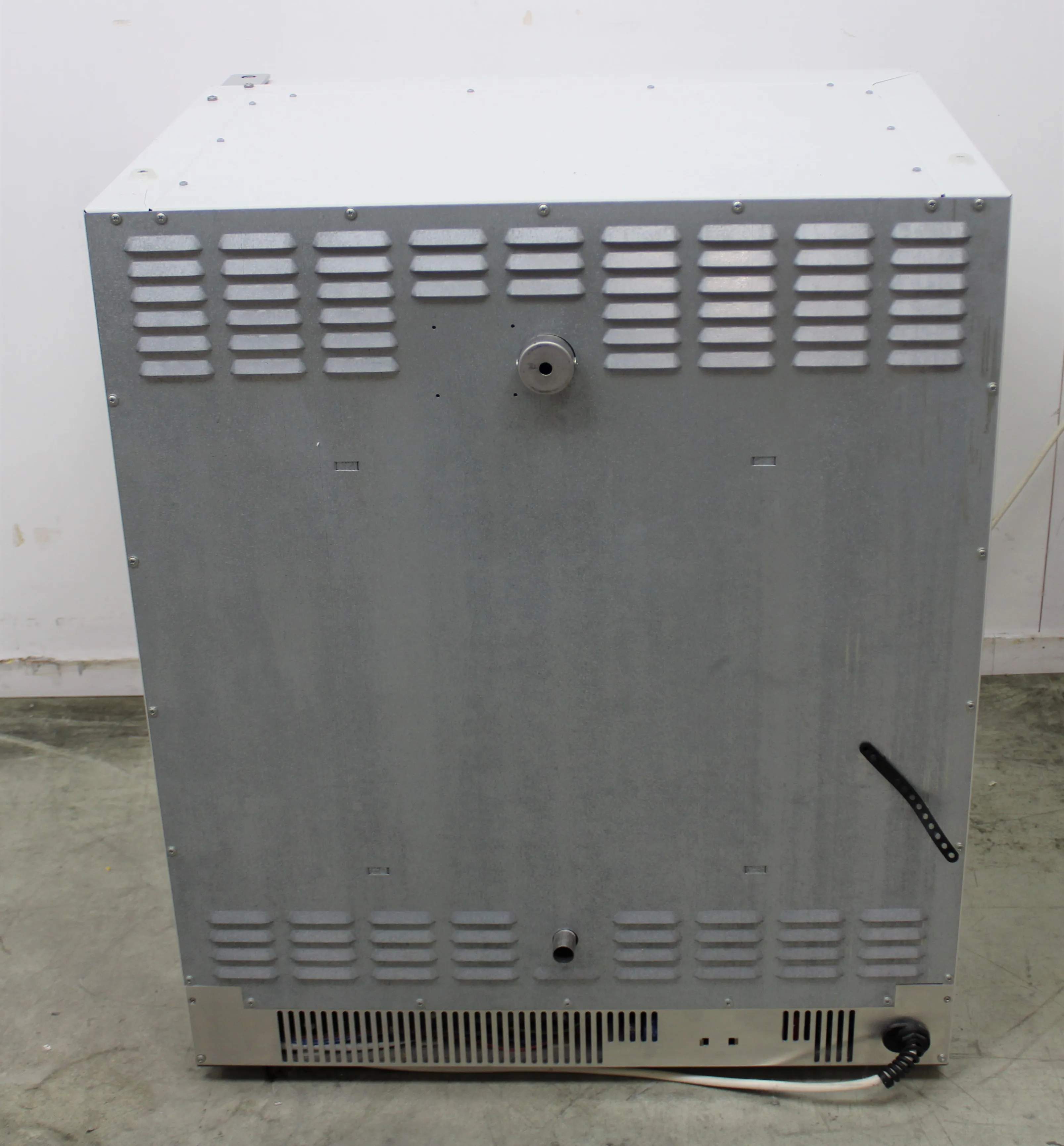 Heraeus B12 Incubator 131L Used Laboratory Equipment