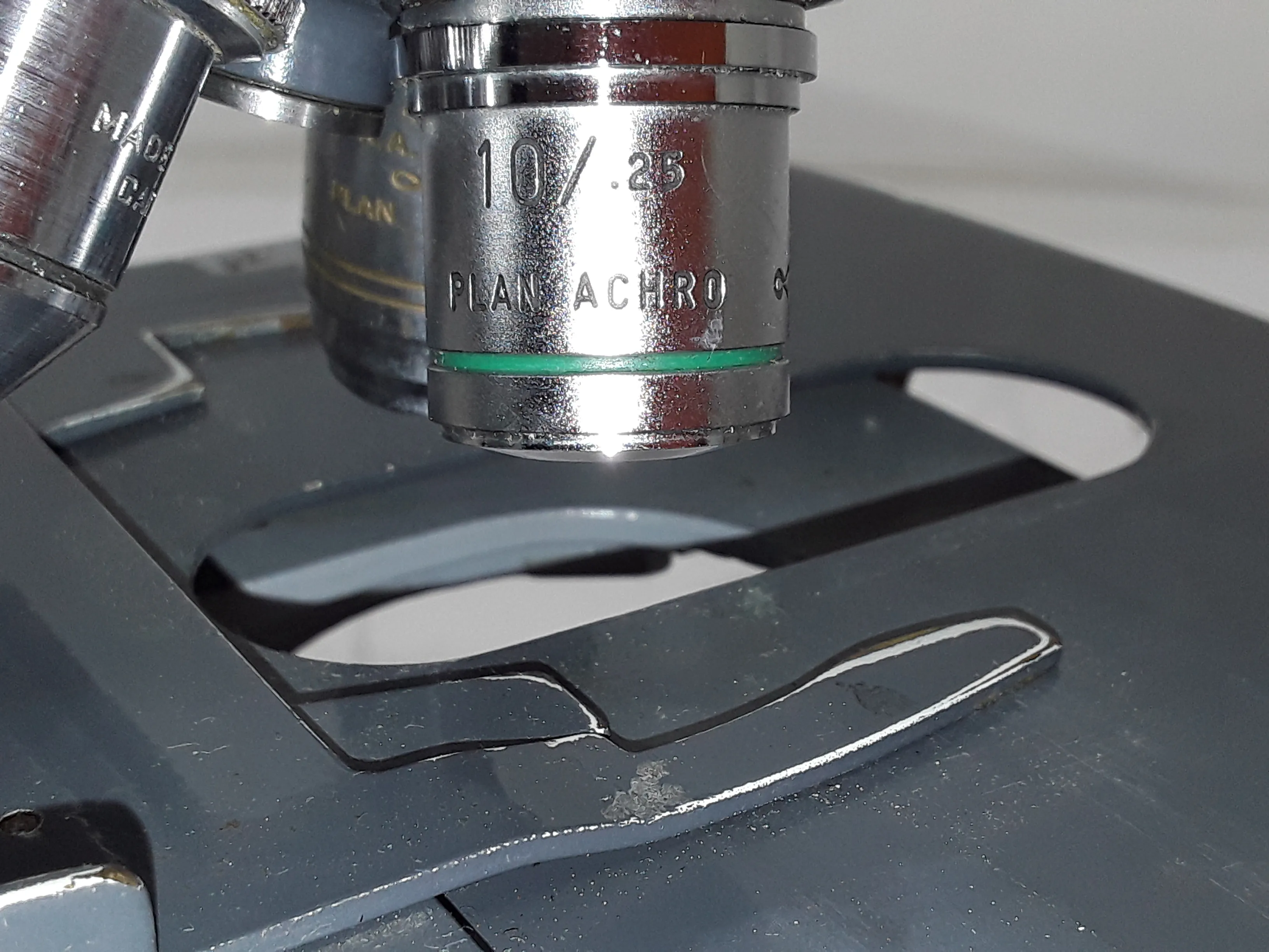 American Optical Spencer 1036 Microscope