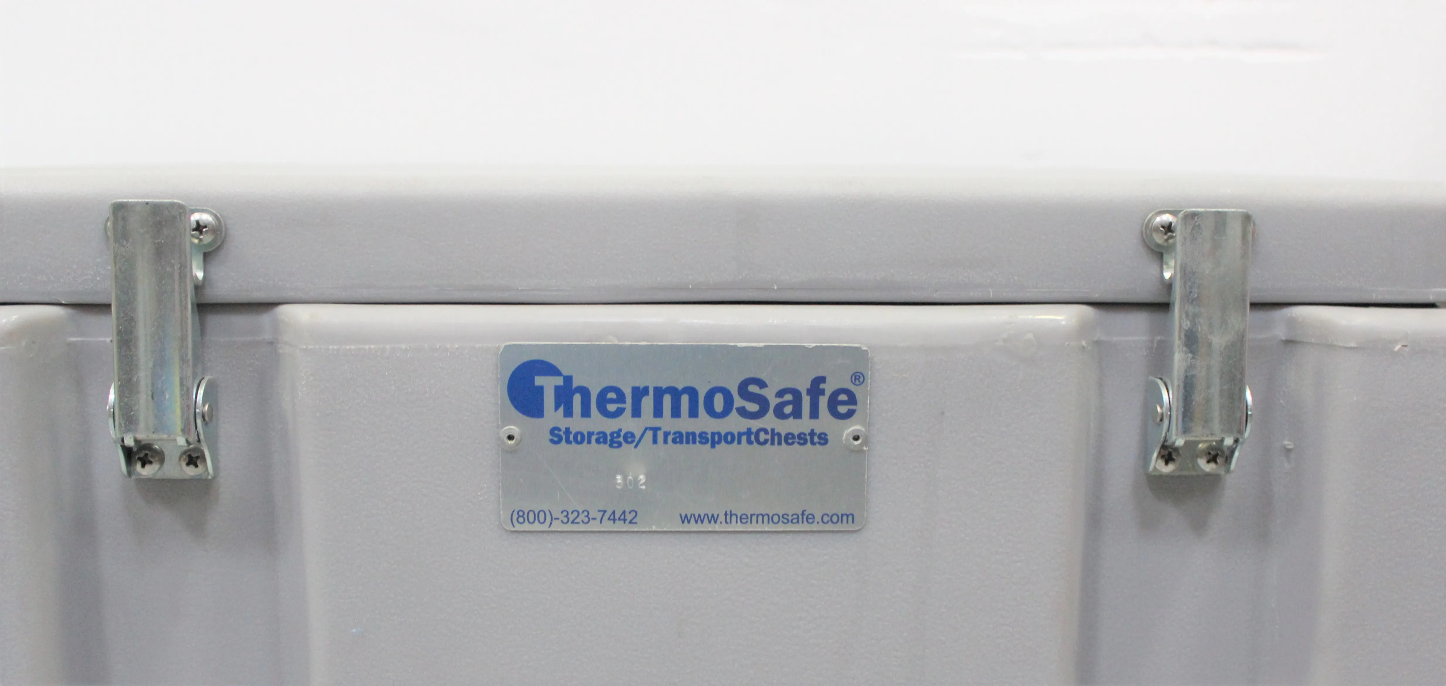 ThermoSafe 422 Dry Ice Bin Class 1 Used Laboratory Facility Equipment