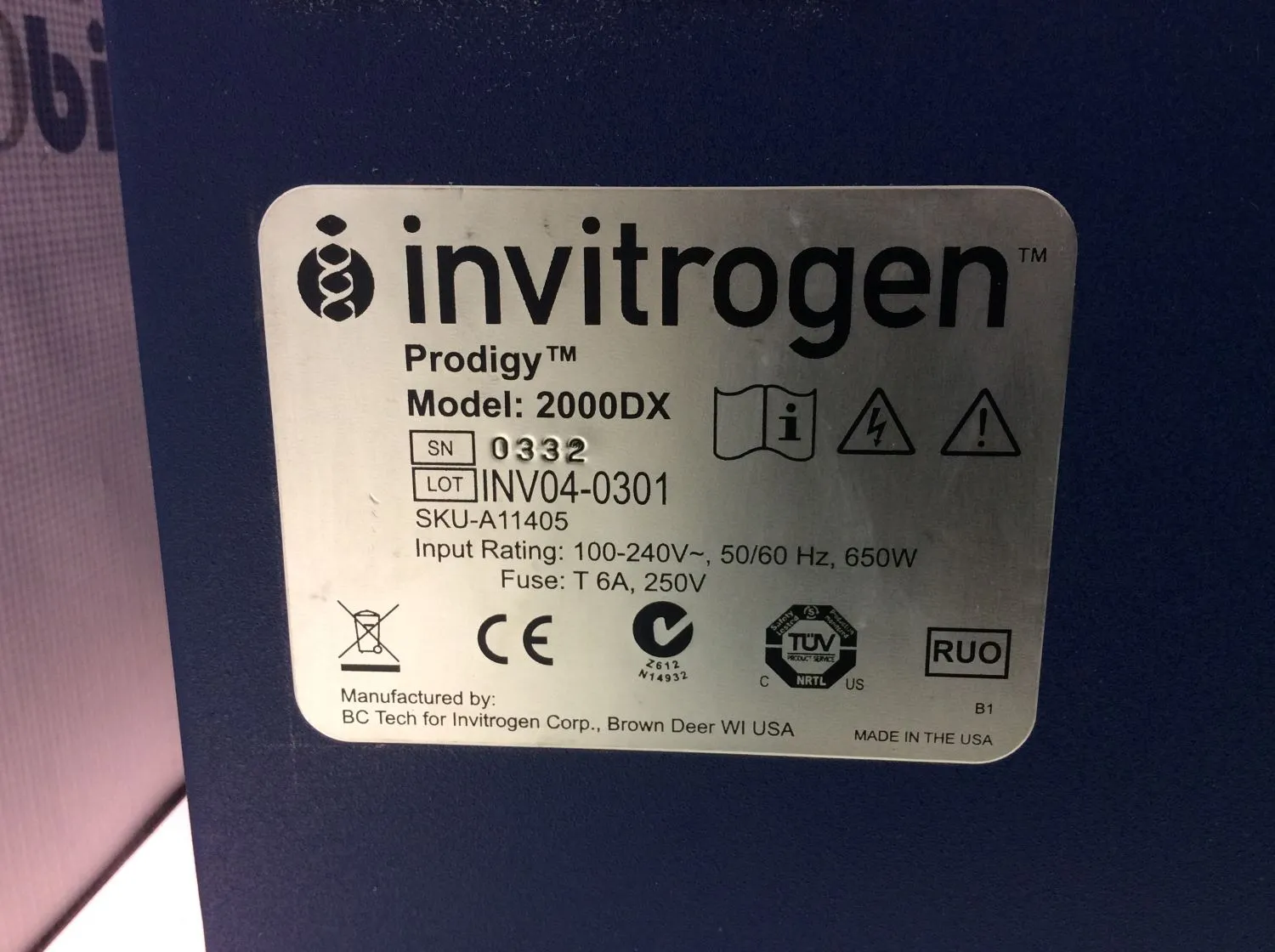 Invitrogen Prodigy Microarray System Model 2000DX