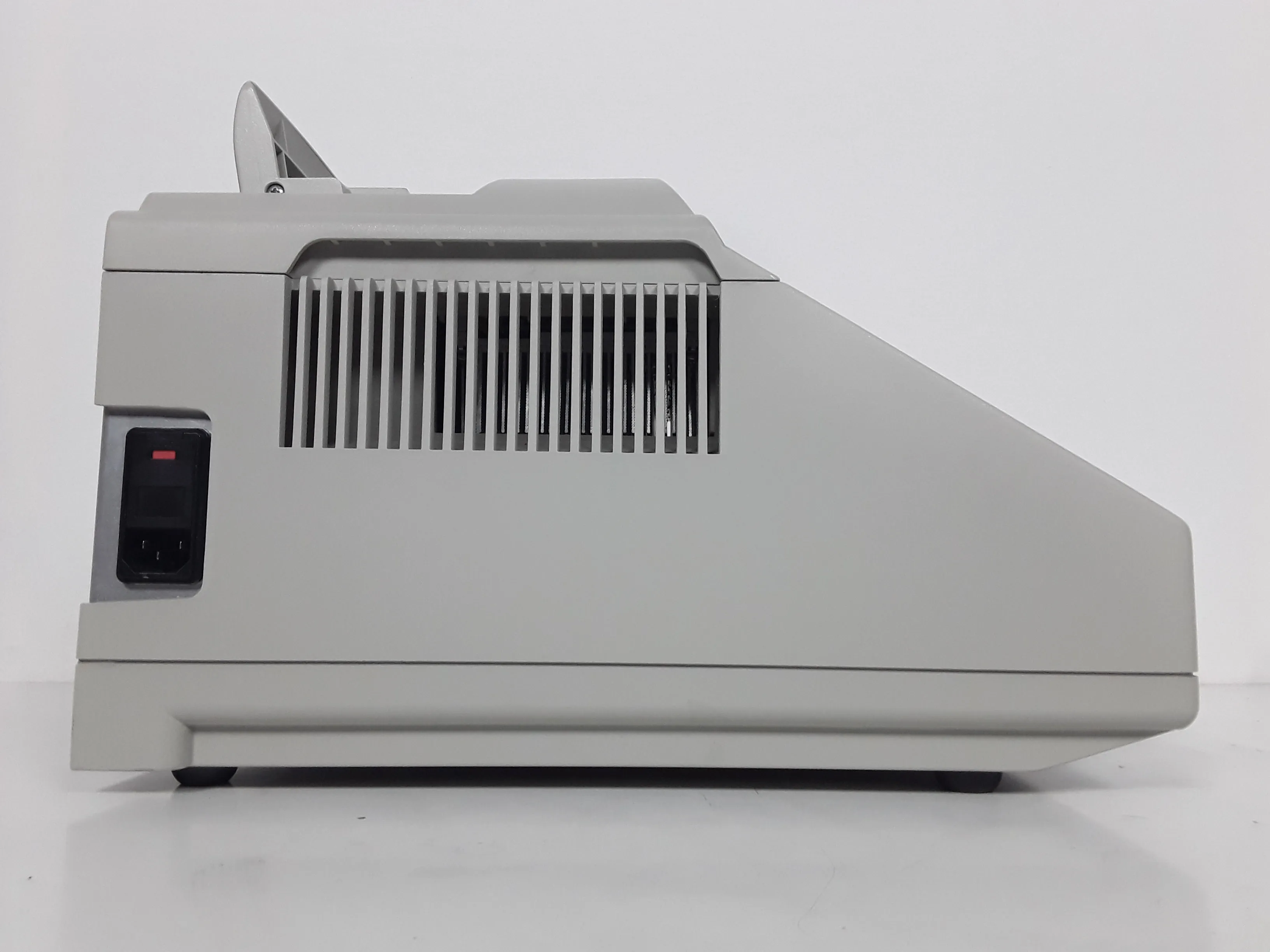 Applied Biosystems GeneAmp 9700 PCR Thermal Cycler