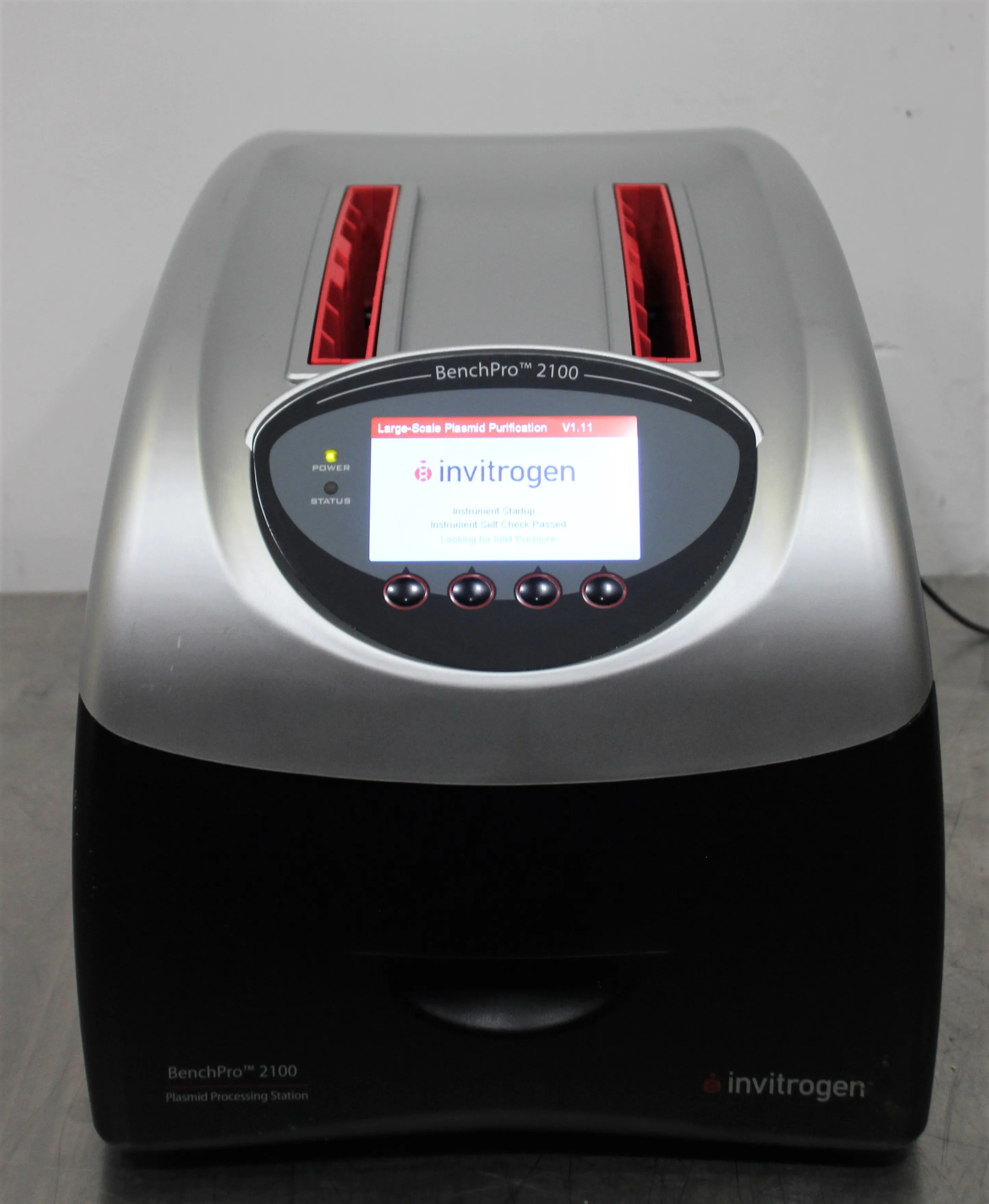 Used Invitrogen BenchPro 2100 Plasmid Purification System DNA Purification System Molecular Biology