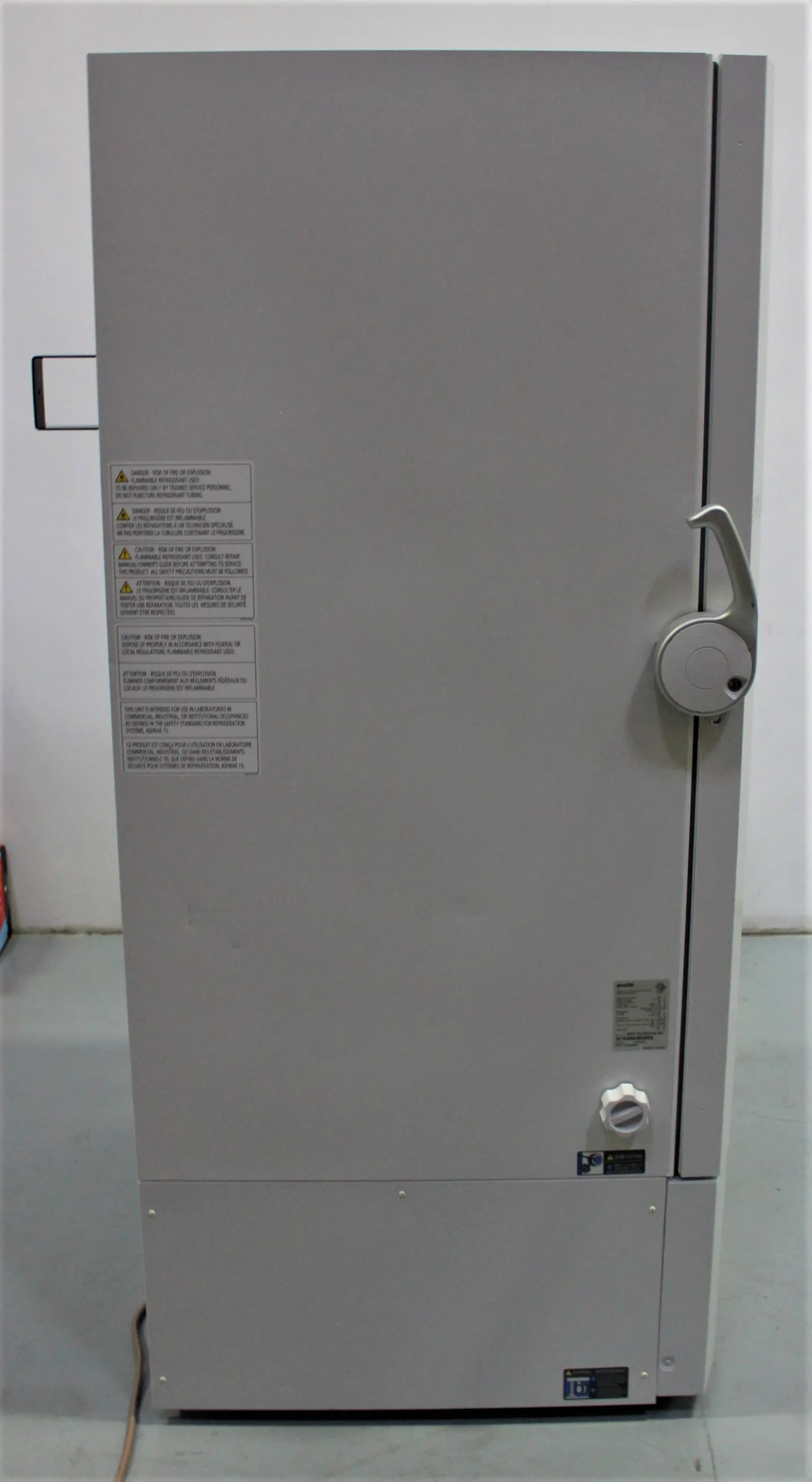 PHCbi MDF-DU702VHA-PA Ultra-Low Freezer - Used