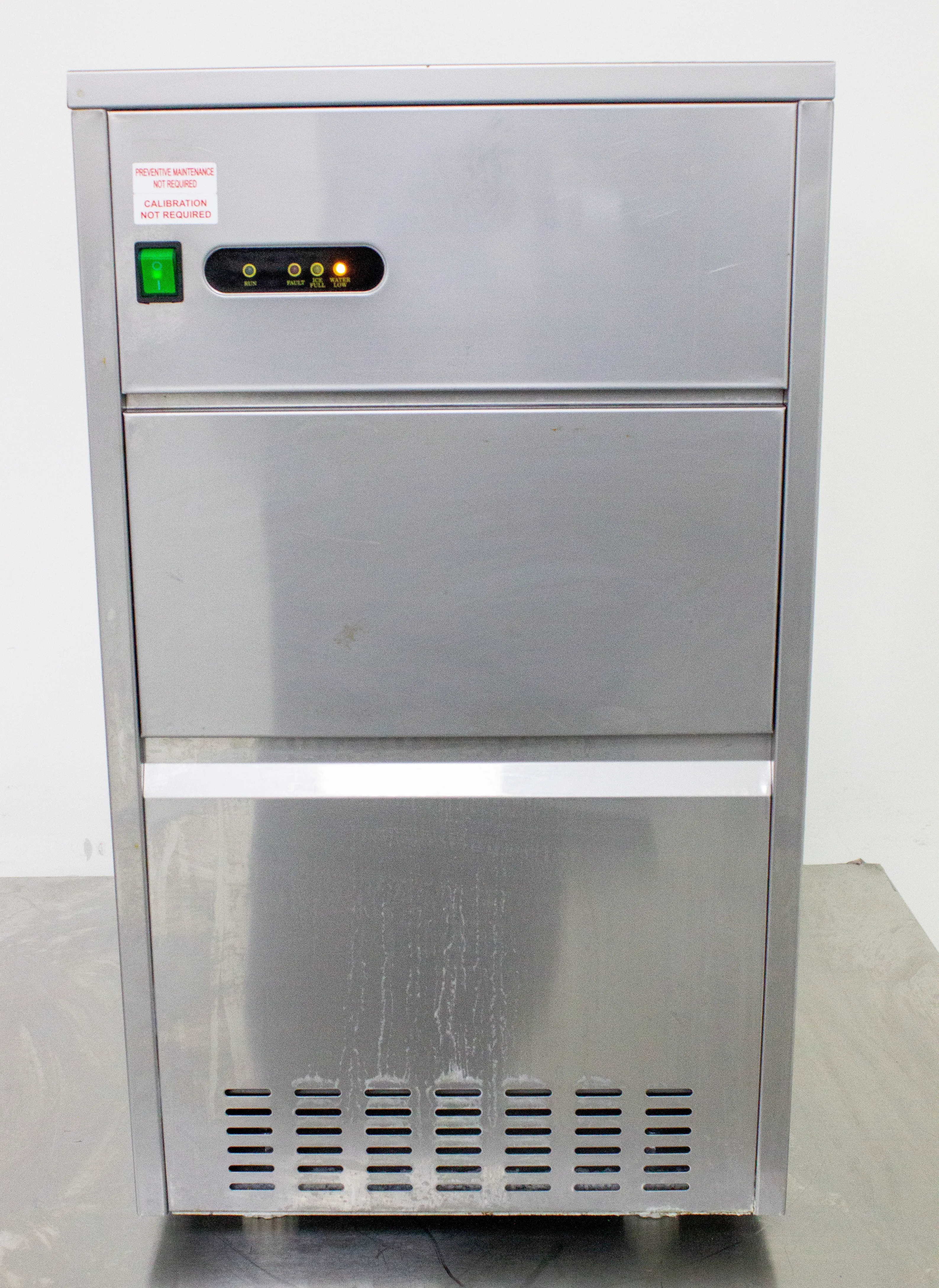 SPT Automatic Flake Ice Maker Model SZB-40 (Storage)