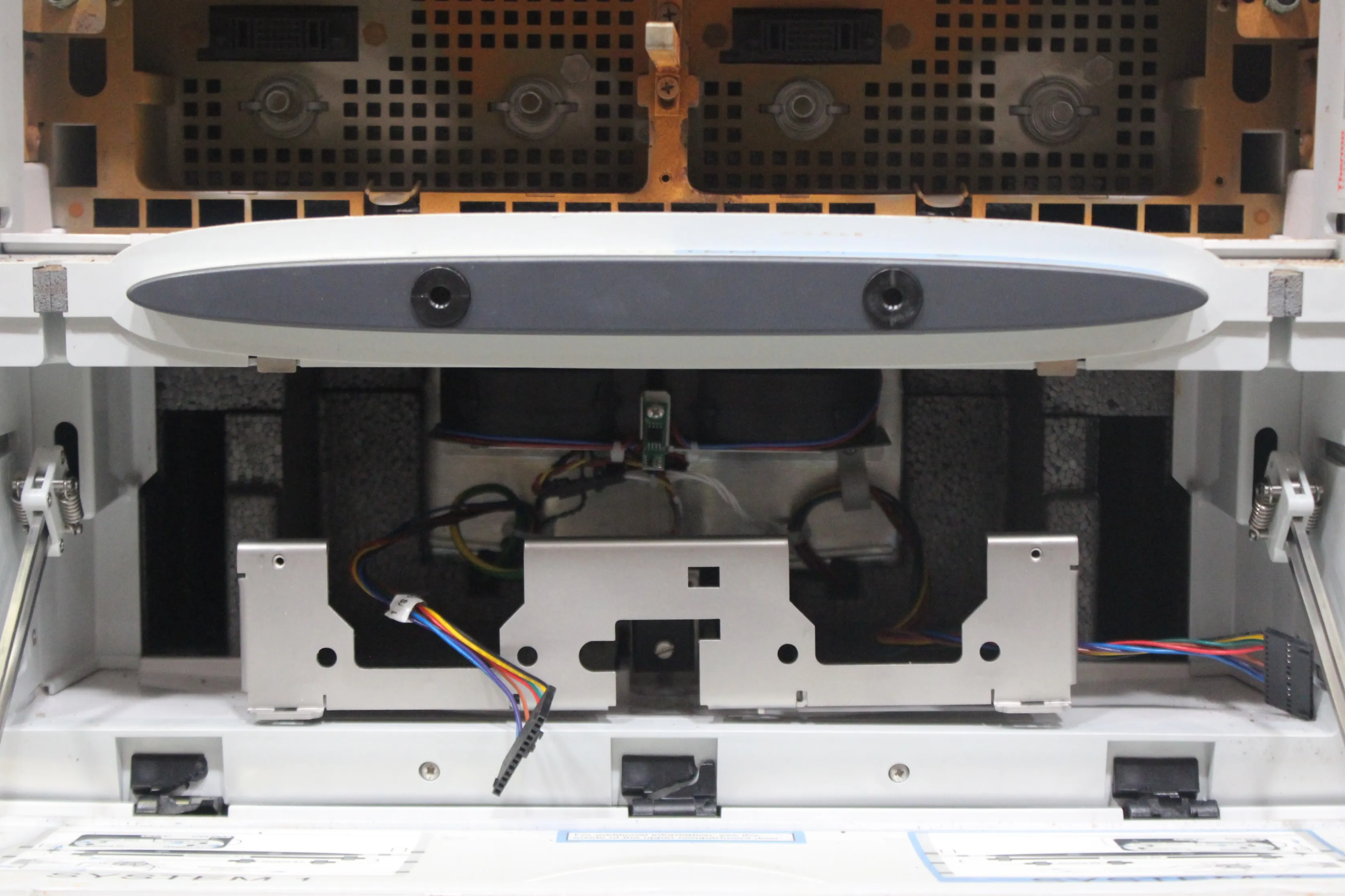 Thermo Fisher Dionex ICS-5000+DC-5 Detector/Chromatography Compartment