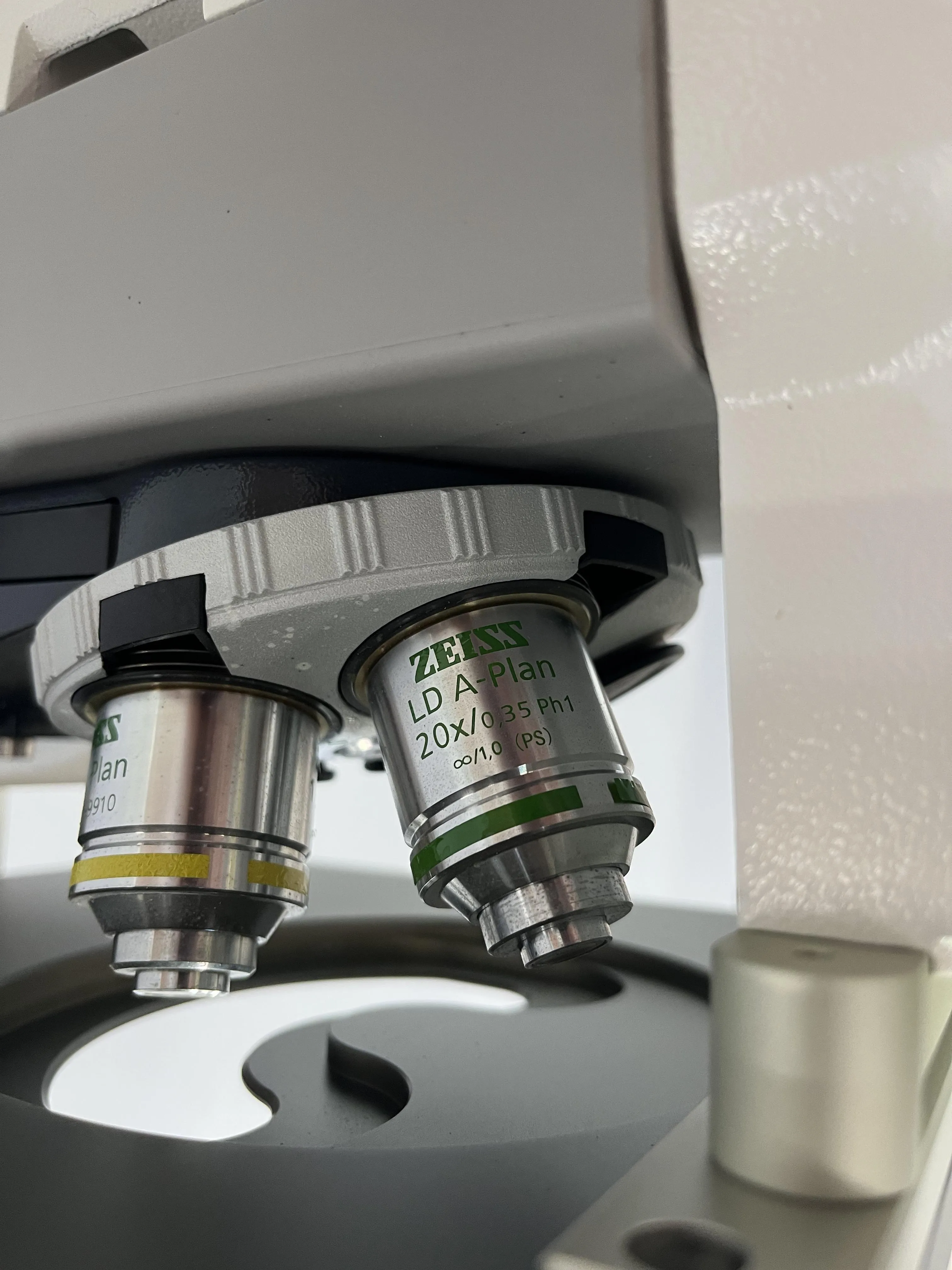 ZEISS Axio Vert.A1 Microscope