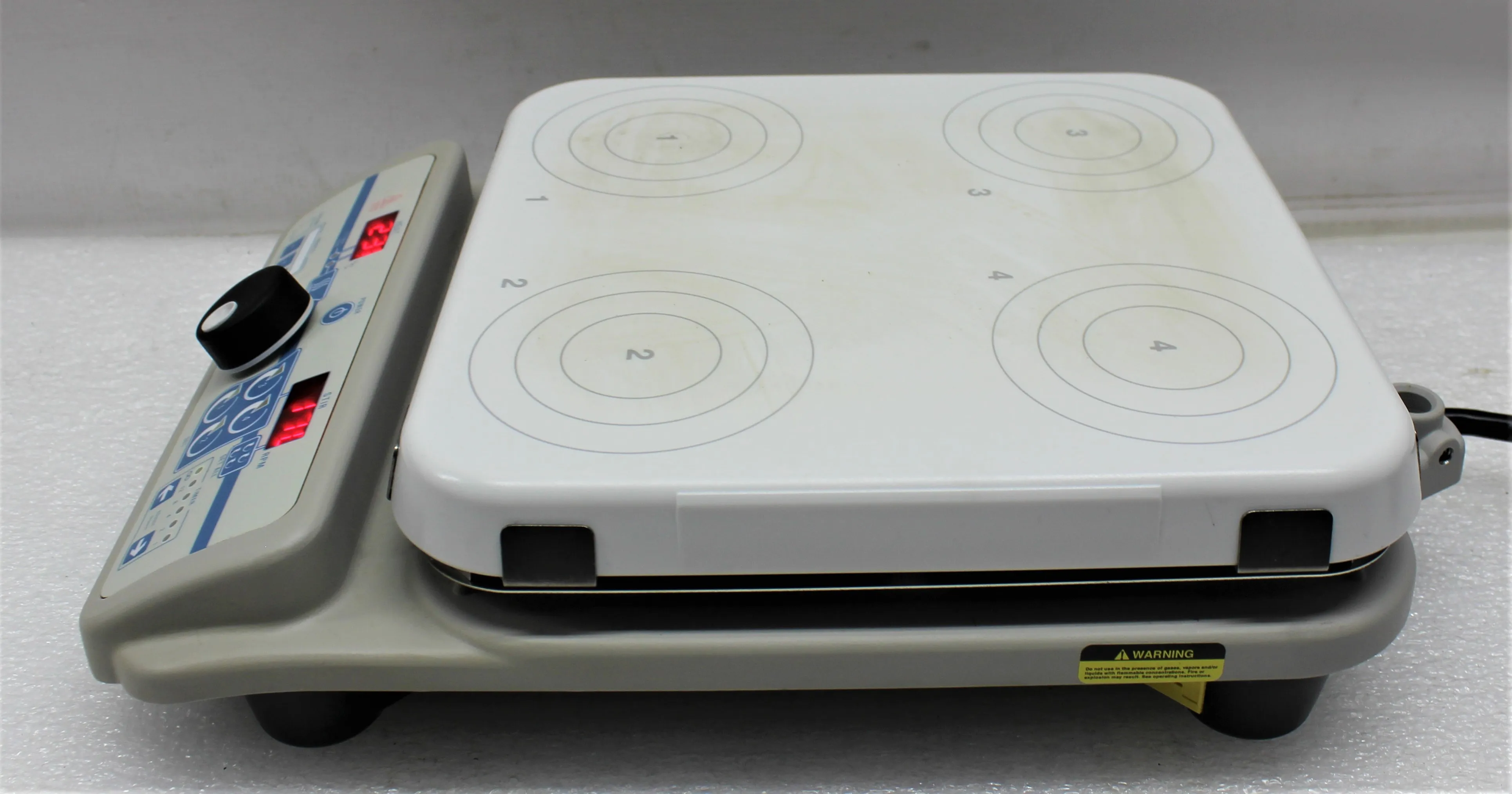 Thermo Scientific Super-Nuova Multi-Position Digital Stirring Hotplates