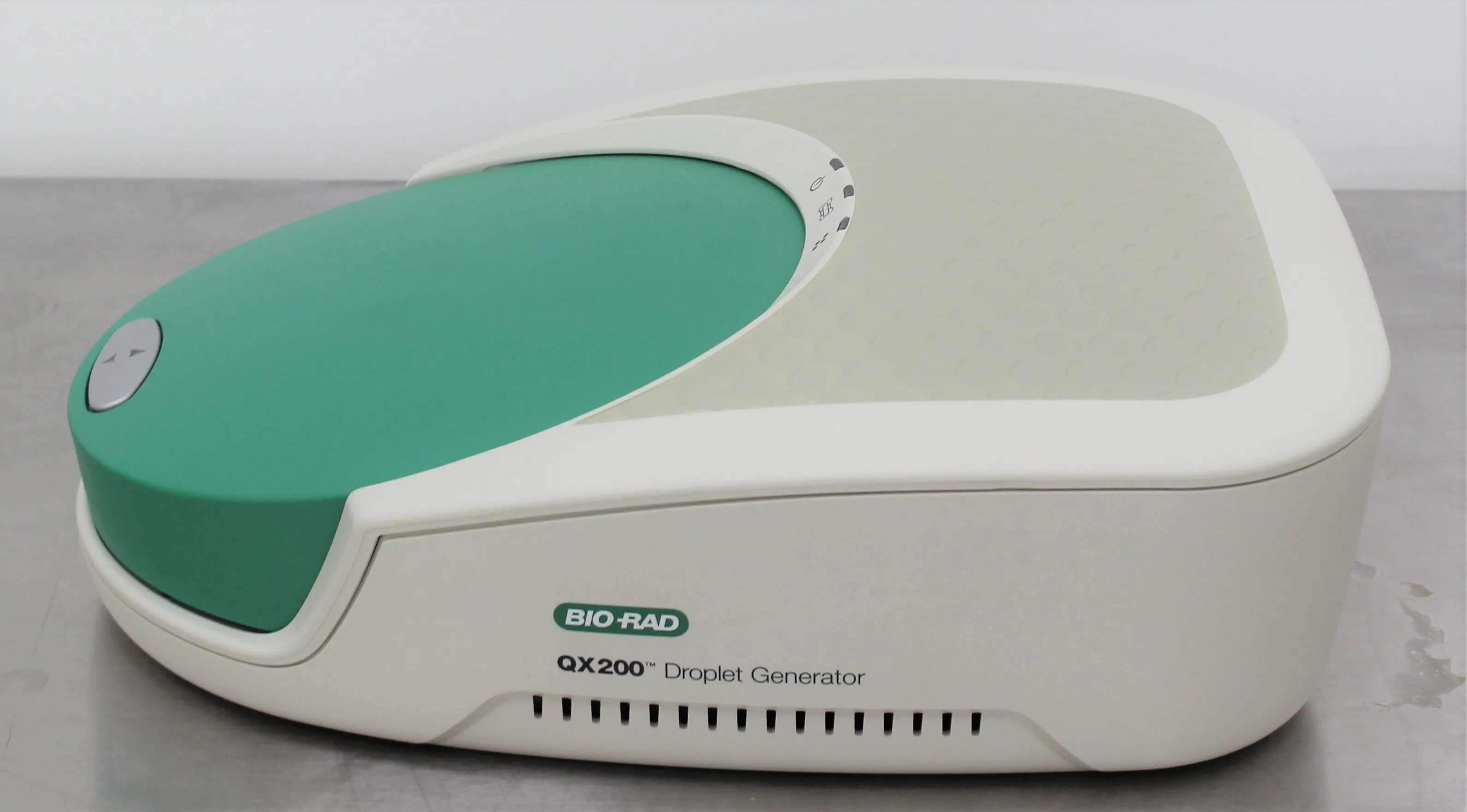 BIO-RAD QX200 Droplet Generator