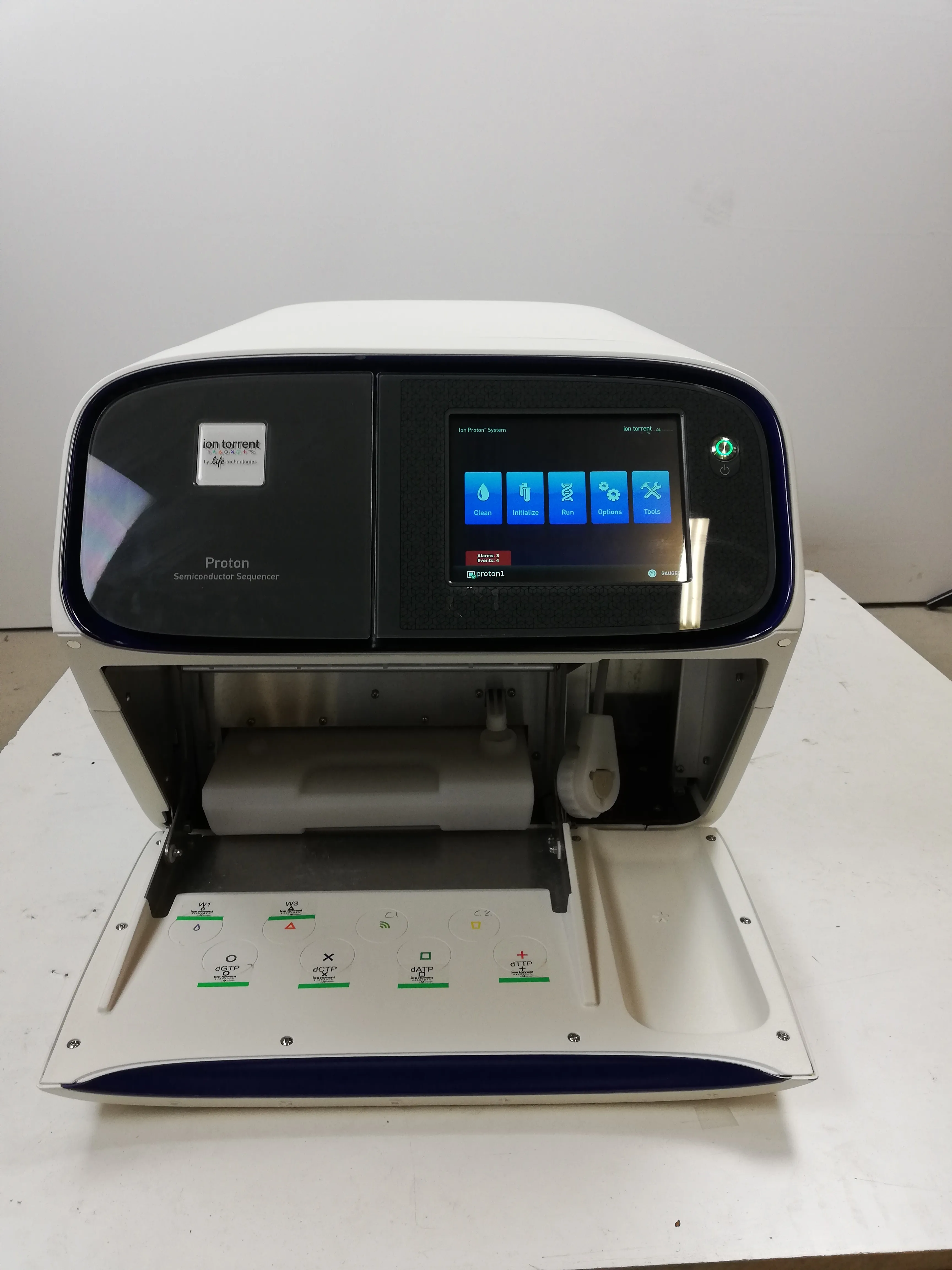 Used Ion Torrent Proton Sequencer DNA Sequencer 230V - 2456422-0692