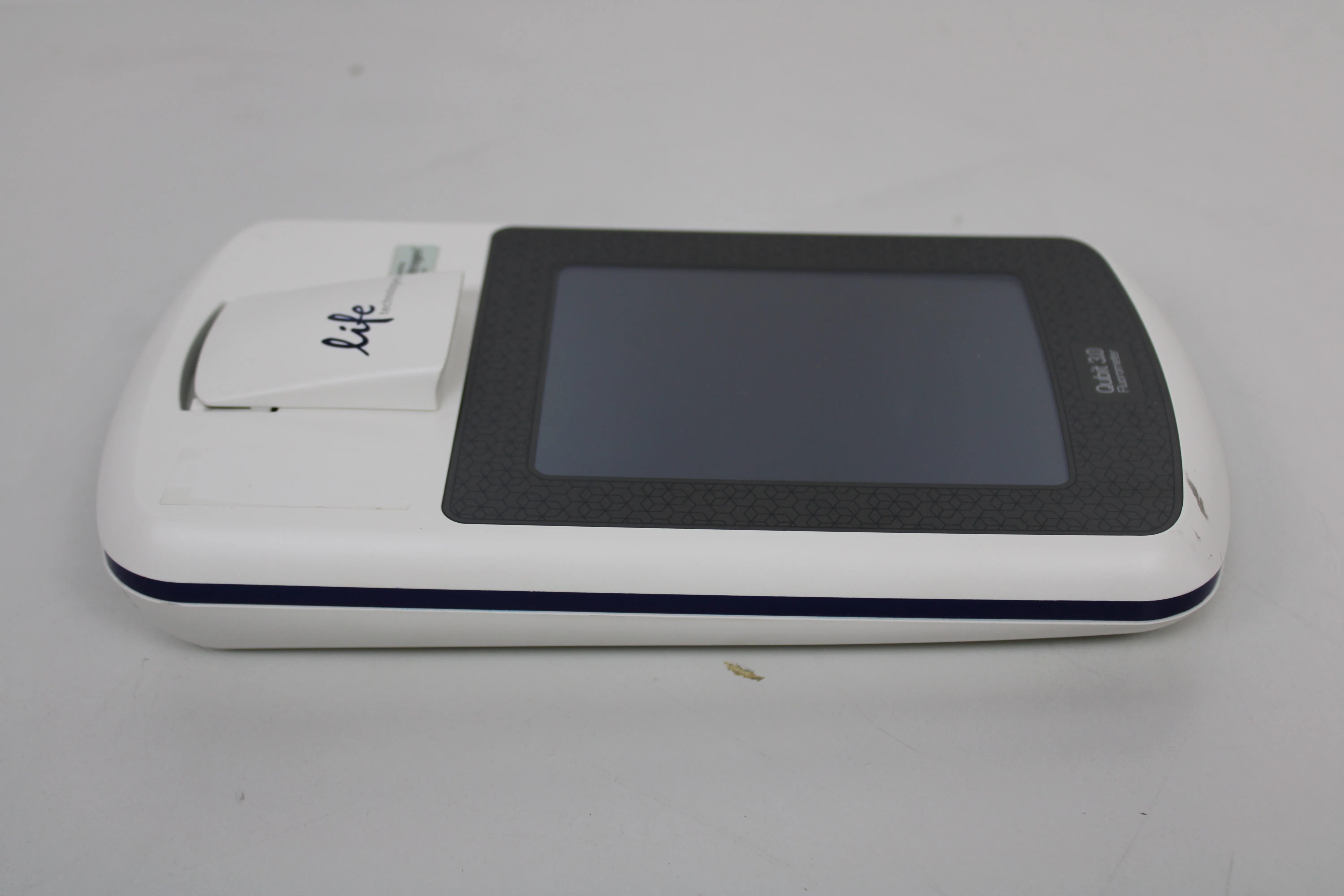 Used Life Technologies Qubit 3.0 Fluorometer DNA Synthesizer Q33216