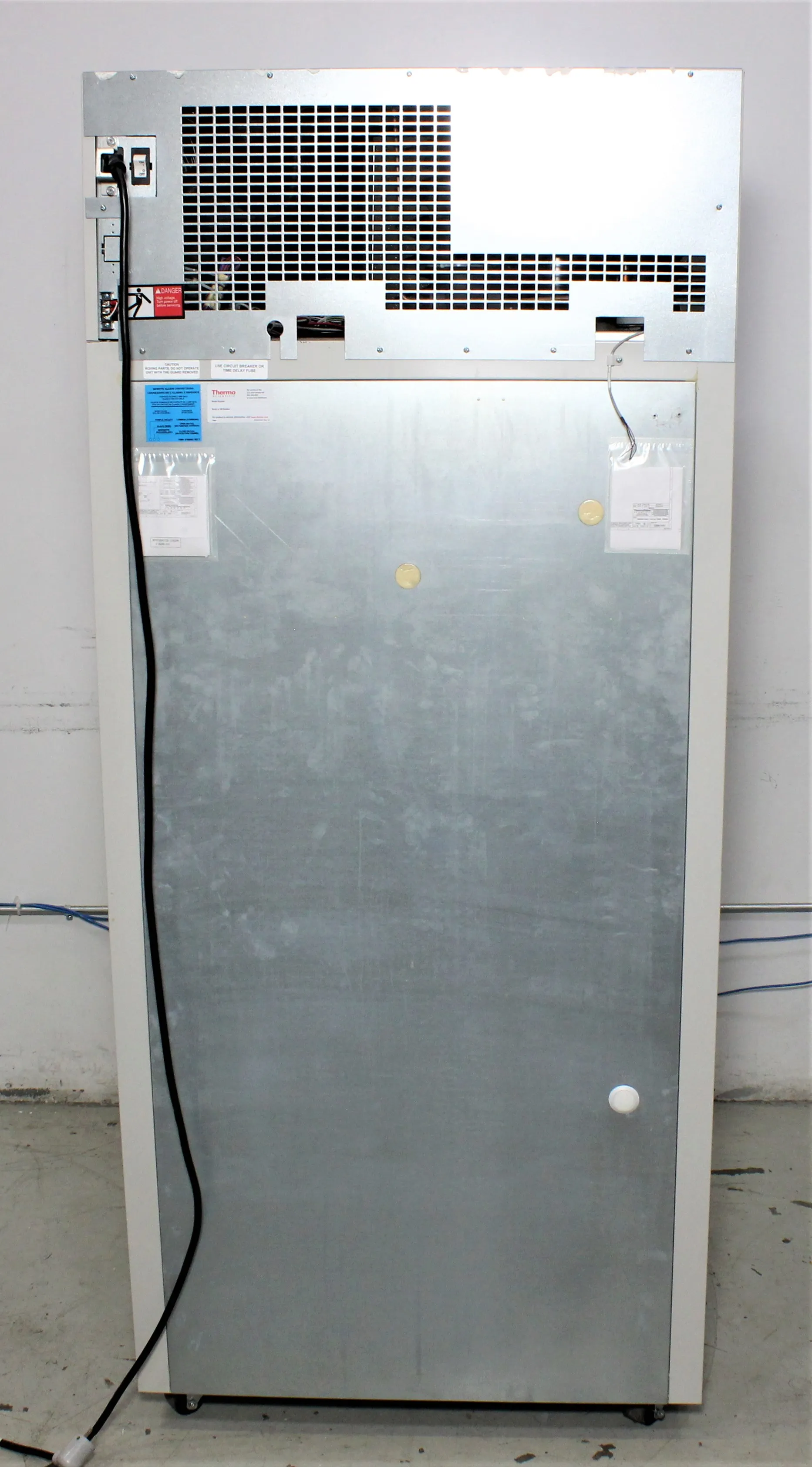 Thermo Scientific UGL302A Freezer