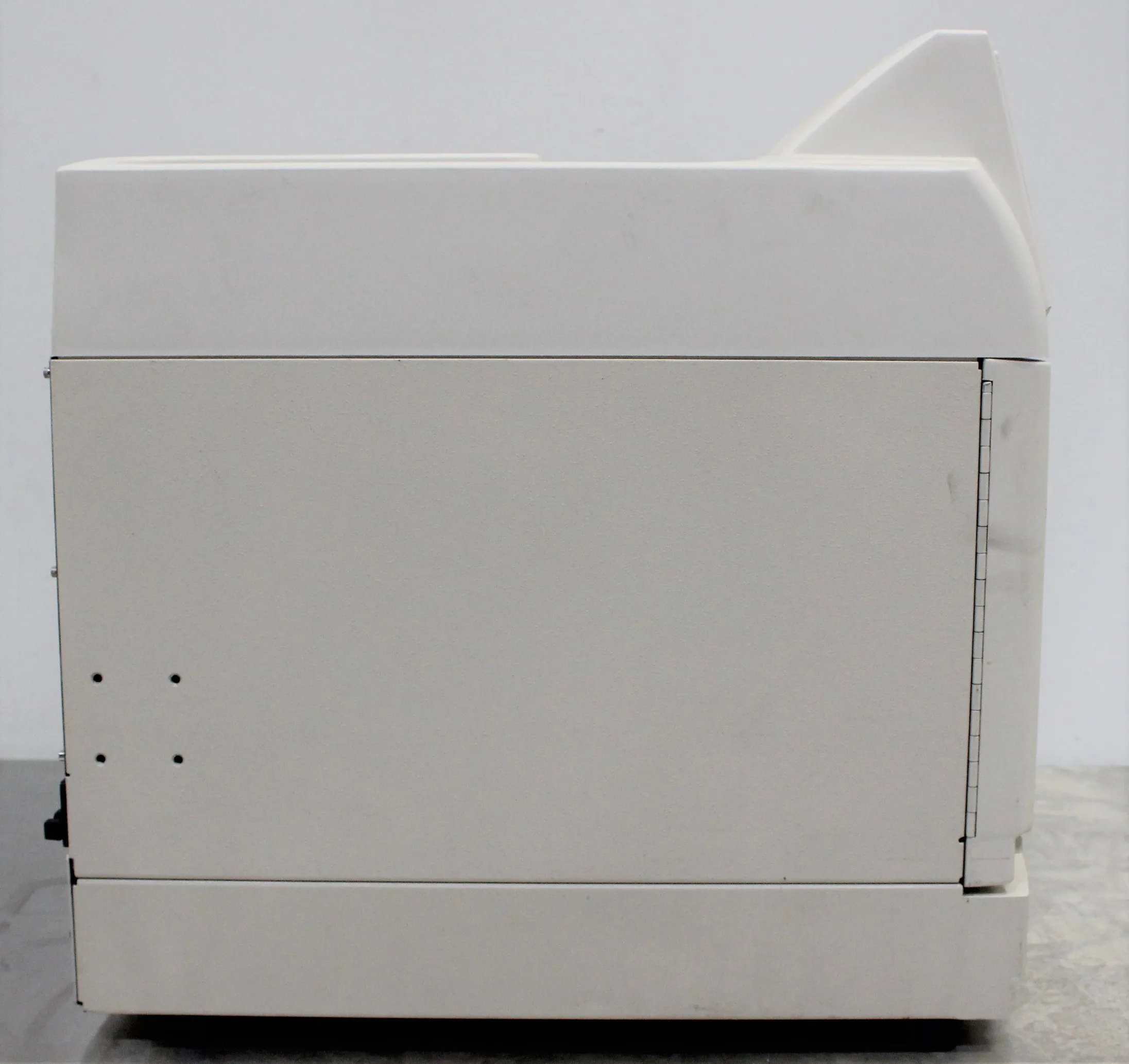 Dionex AS-1 Auto Sampler HPLC / FPLC / GC / CE Class 3 - Service Used 120V/220V