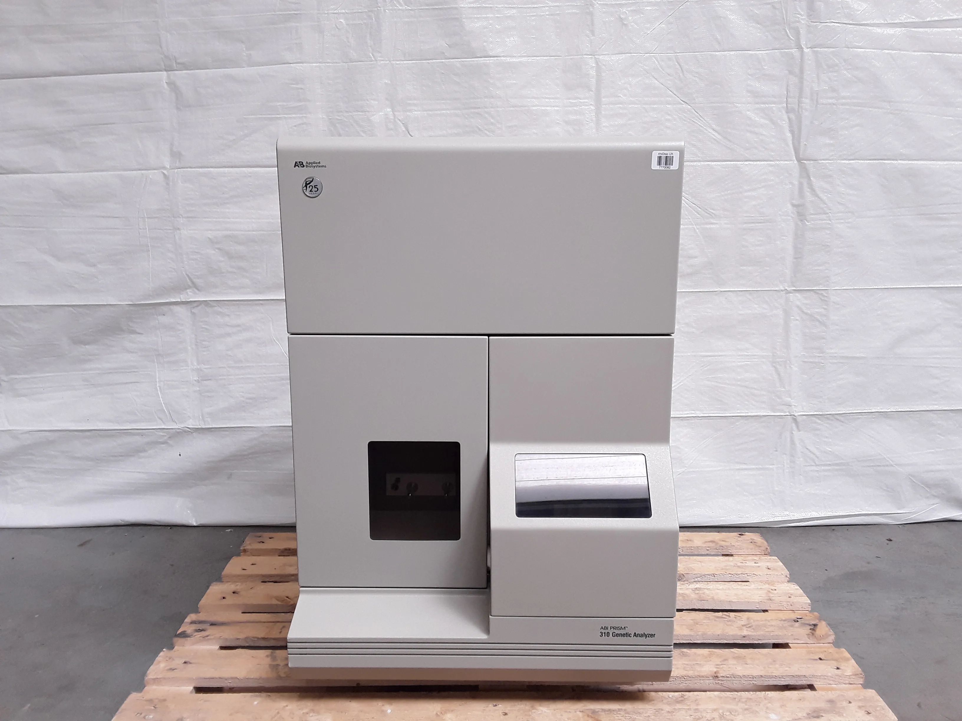 Applied Biosystems 310-3 Genetic Analyzer DNA Sequencer