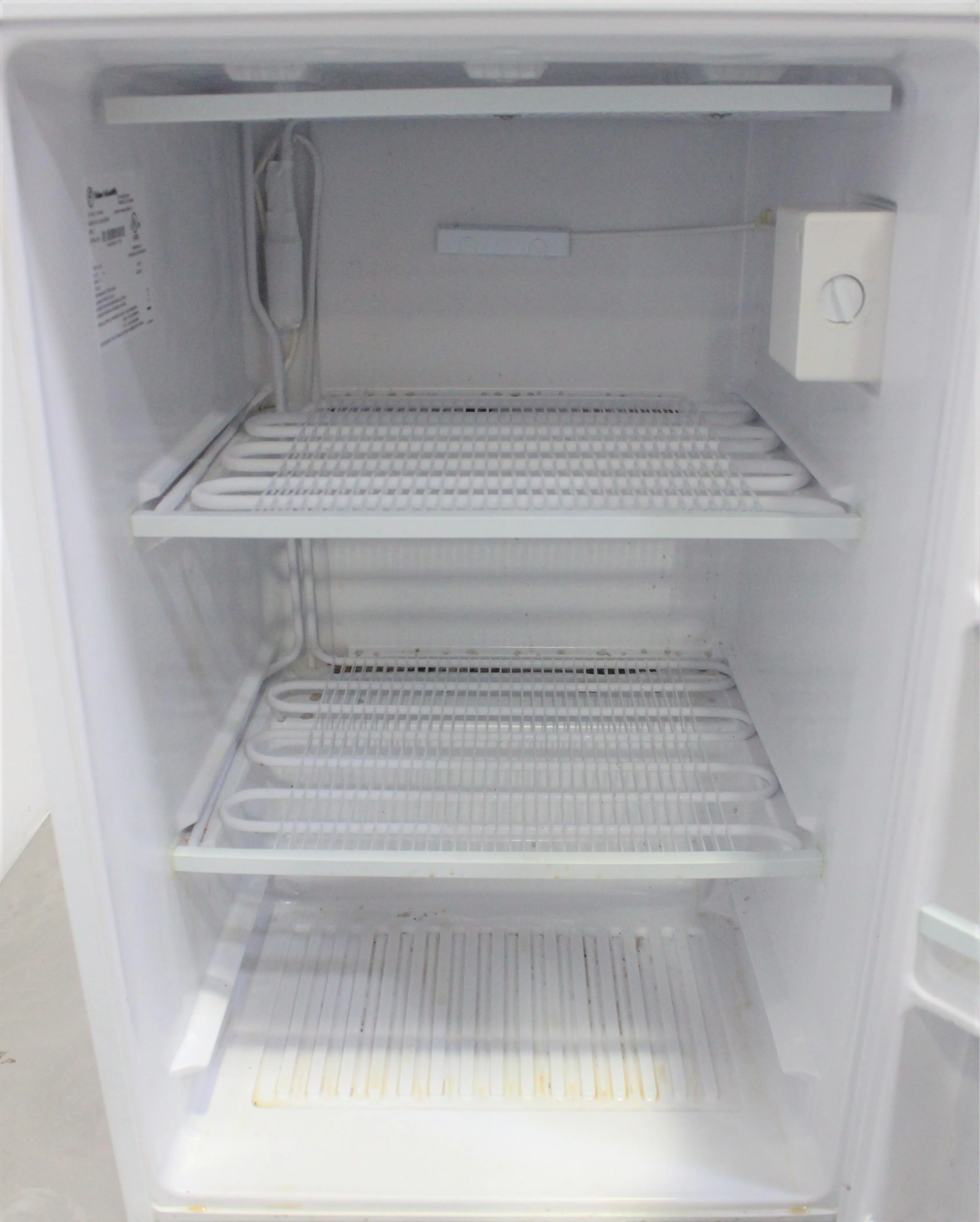 Used Fisherbrand 05LFEEFSA Freezer with 30-Day Warranty