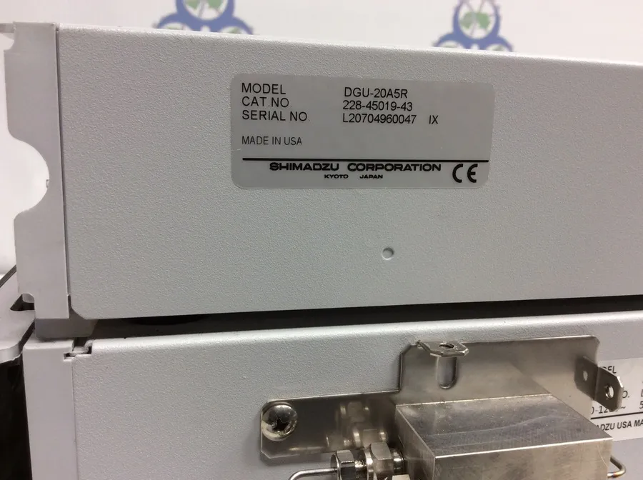 Shimadzu DGU-20A5R Degasser 228-45019-43 & LC-20AD Prominence Liquid Chromatograph 228-45000-32