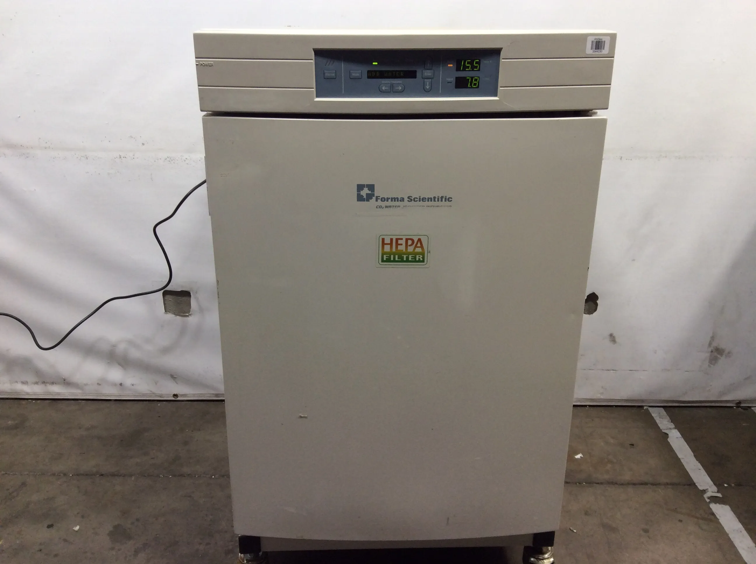 Forma Scientific CO2 Water Jacketed Incubator 3130