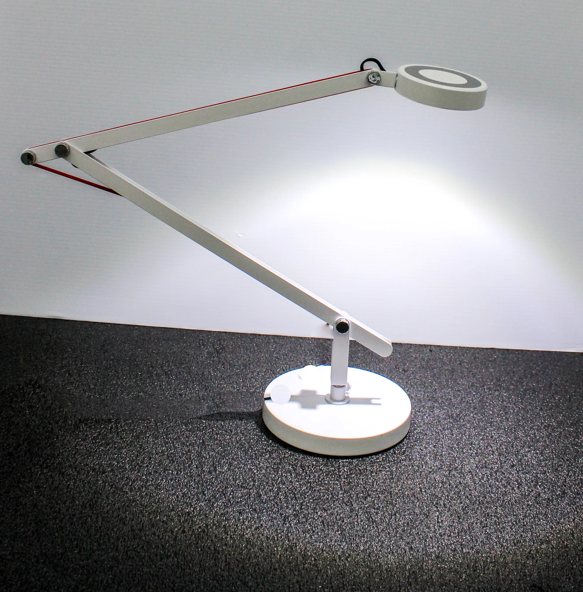 Intertek PL-0064 &C&W Metal Desk Lamp with LED Lights and Pedestal Base