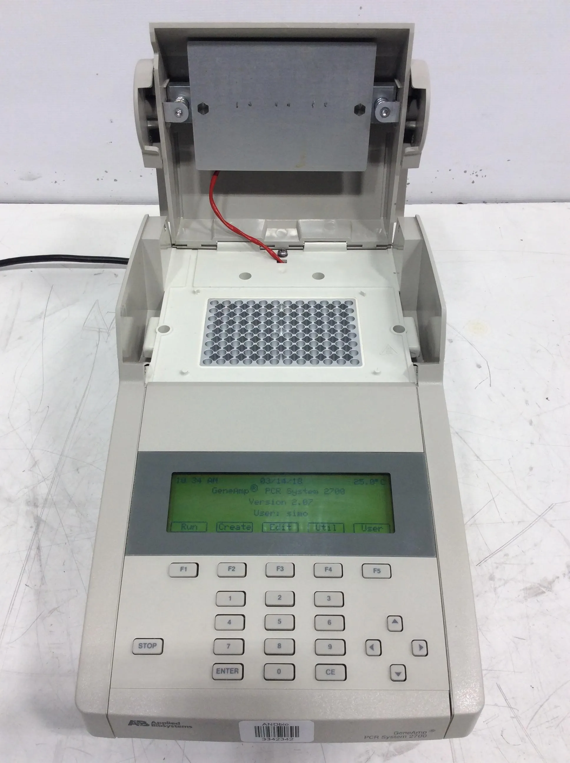 Applied Biosystems GeneAmp PCR System 2700