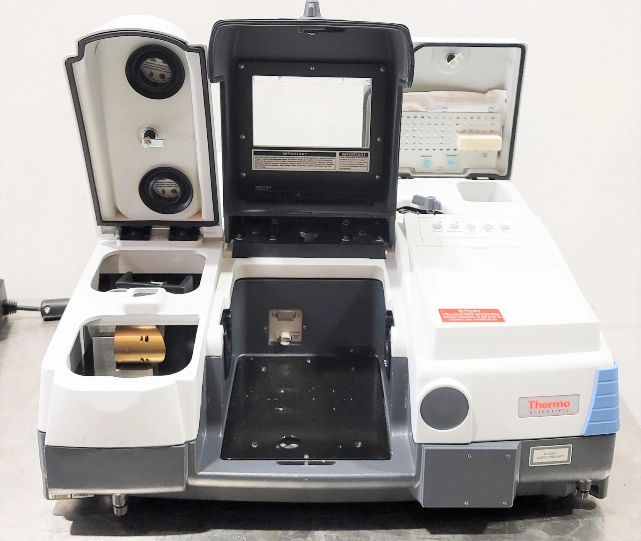 Thermo Scientific Nicolet 6700 FT-IR Spectrometer - Class 2 Used Lab Equipment