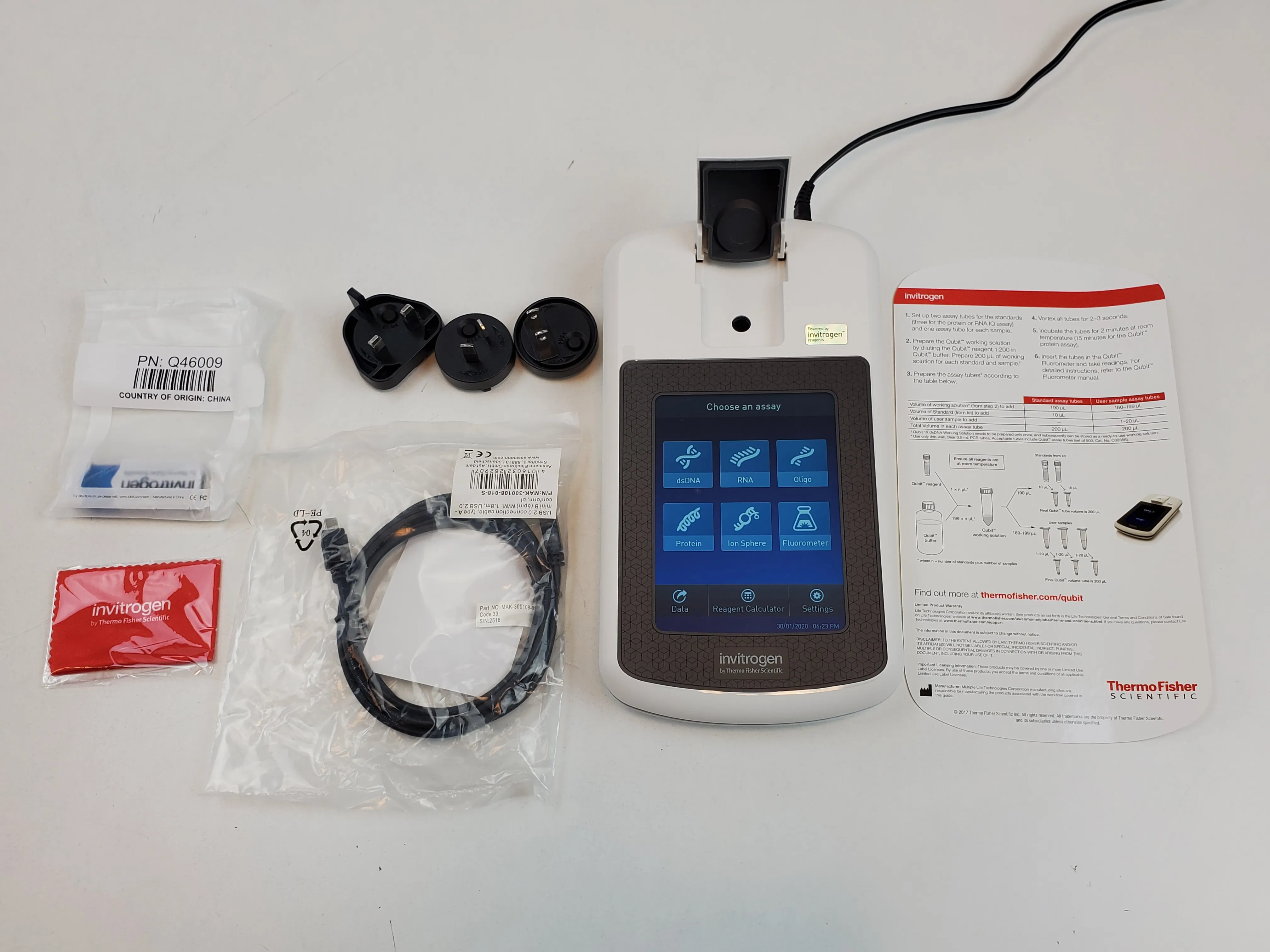 Invitrogen Qubit 4 Fluorometer DNA Synthesizer