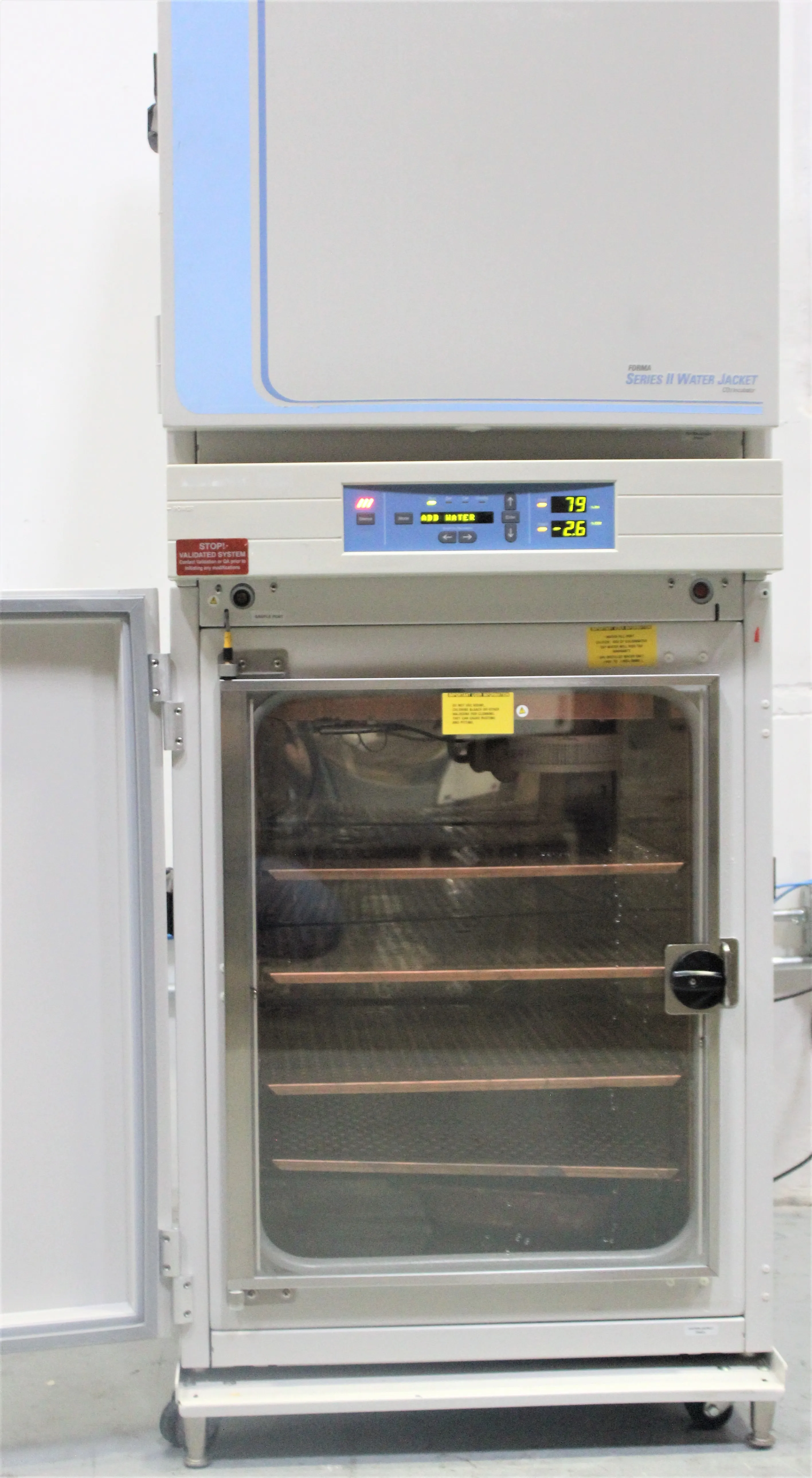 Thermo Scientific Forma Series II 3110 CO2 Incubator