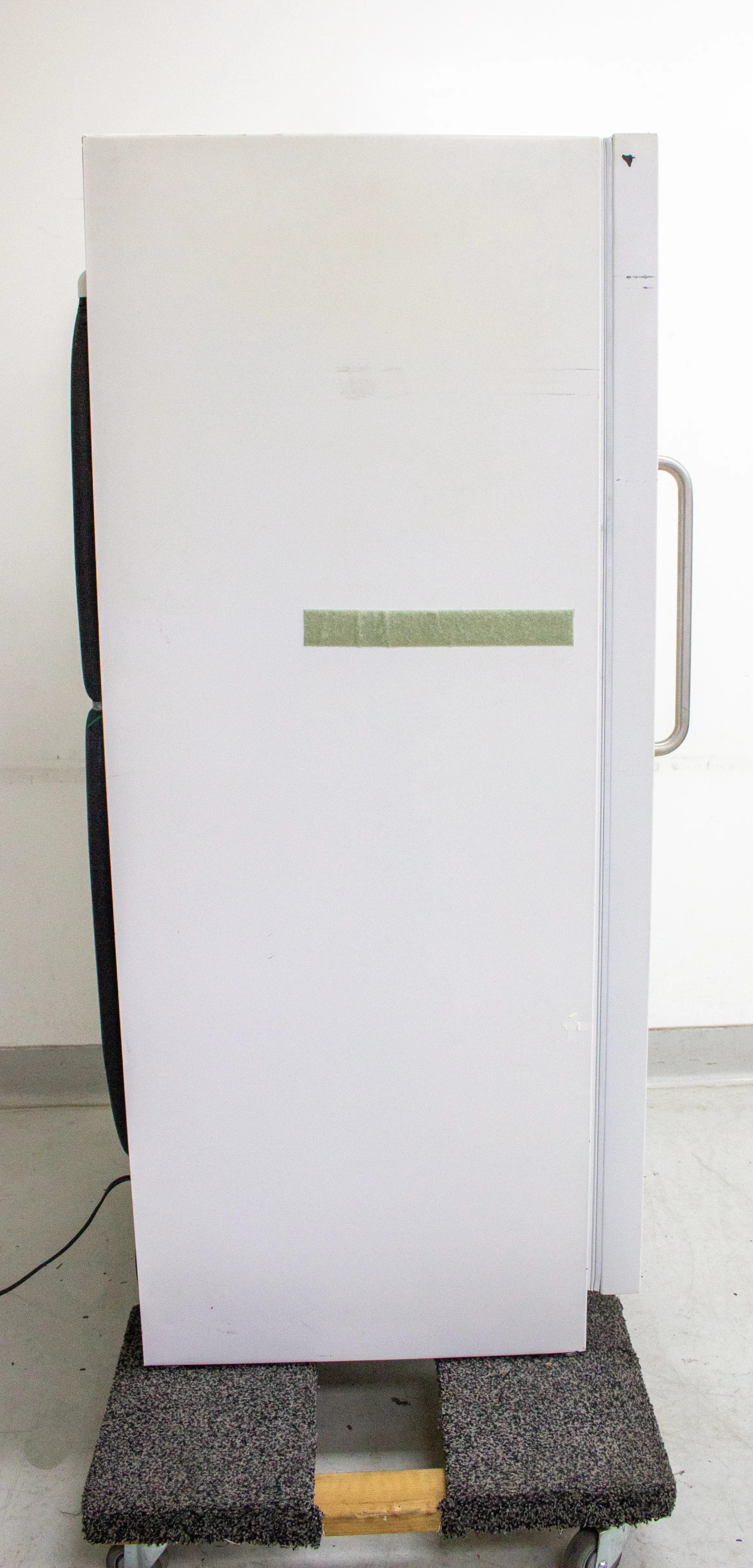 VWR General Purpose Upright -20c Freezer Model SCBMF-3020