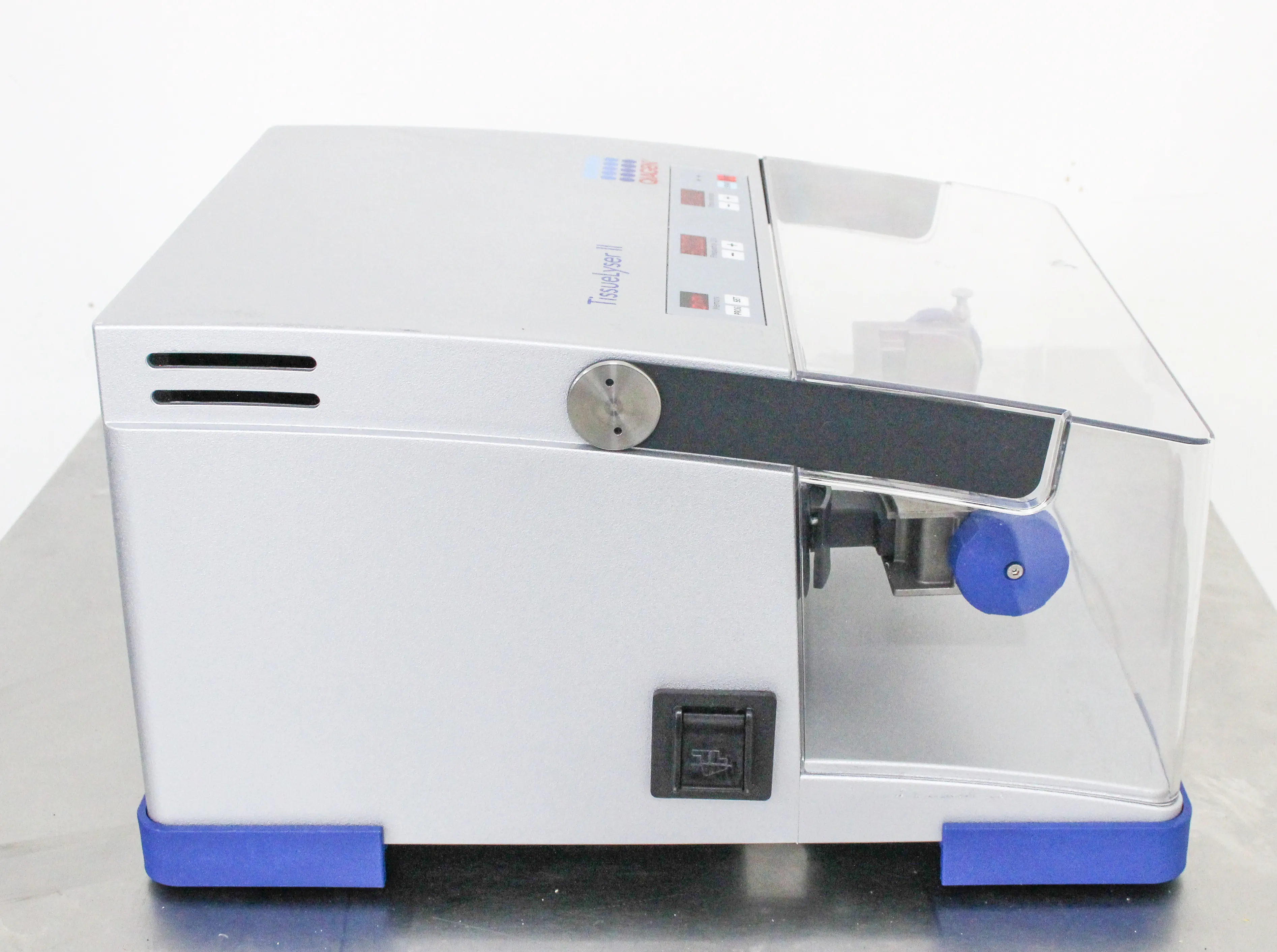 Qiagen TissueLyser II Laboratory Tissue Processor Homogenizer Disruptor