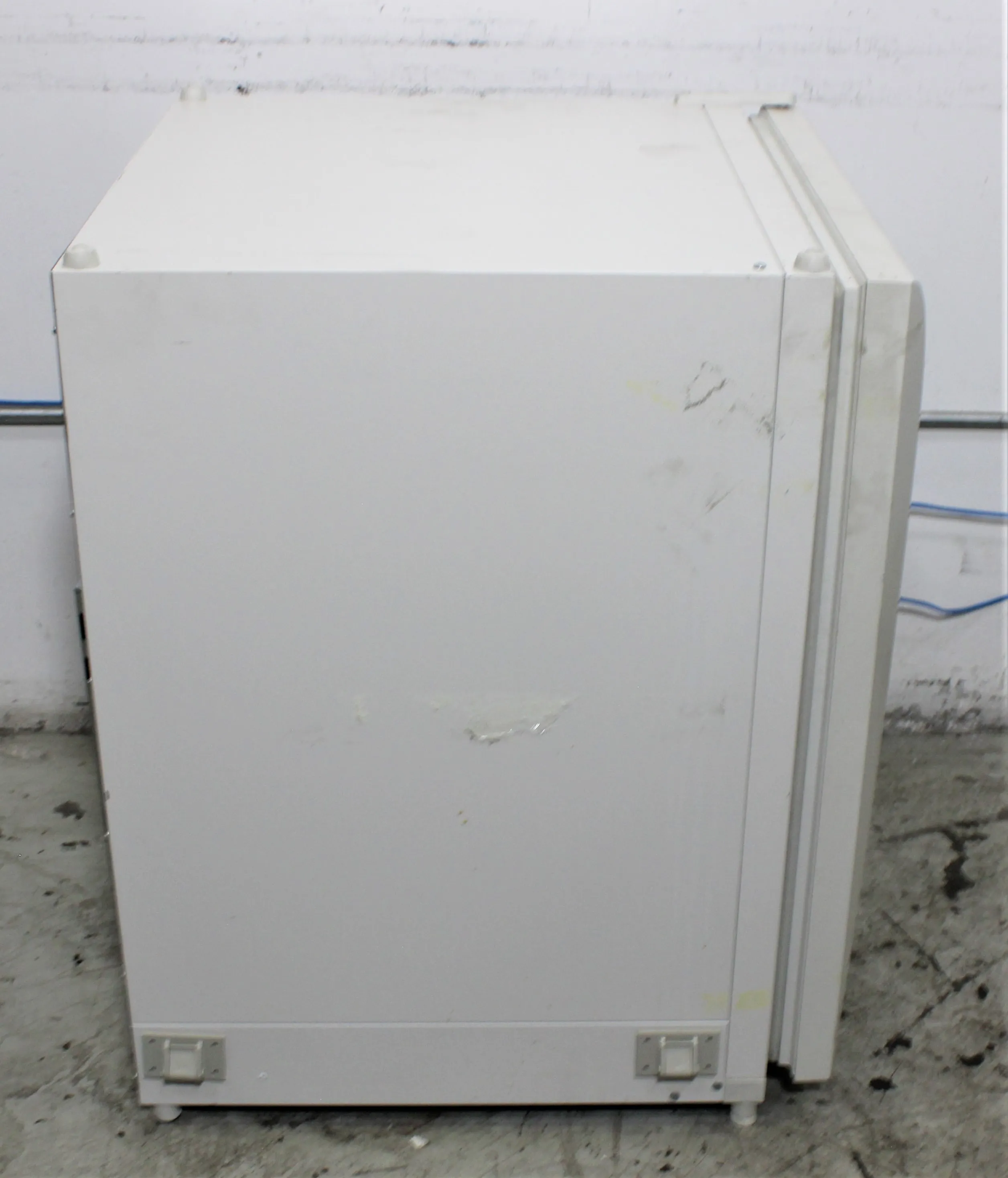 Kendro HERAcell C CO2 Incubator - AS-IS, For Parts or Not Working, Taiwan - 99107349