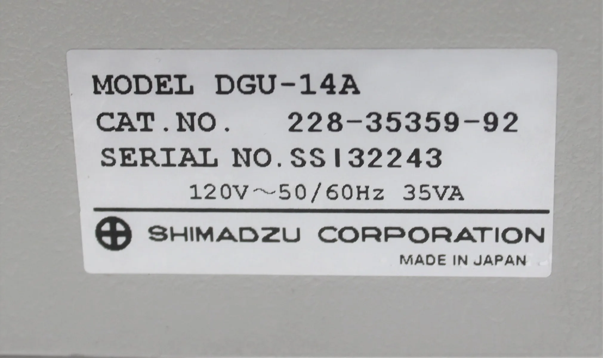 Shimadzu DGU-14A Solvent Degasser HPLC/FPLC/GC/CE