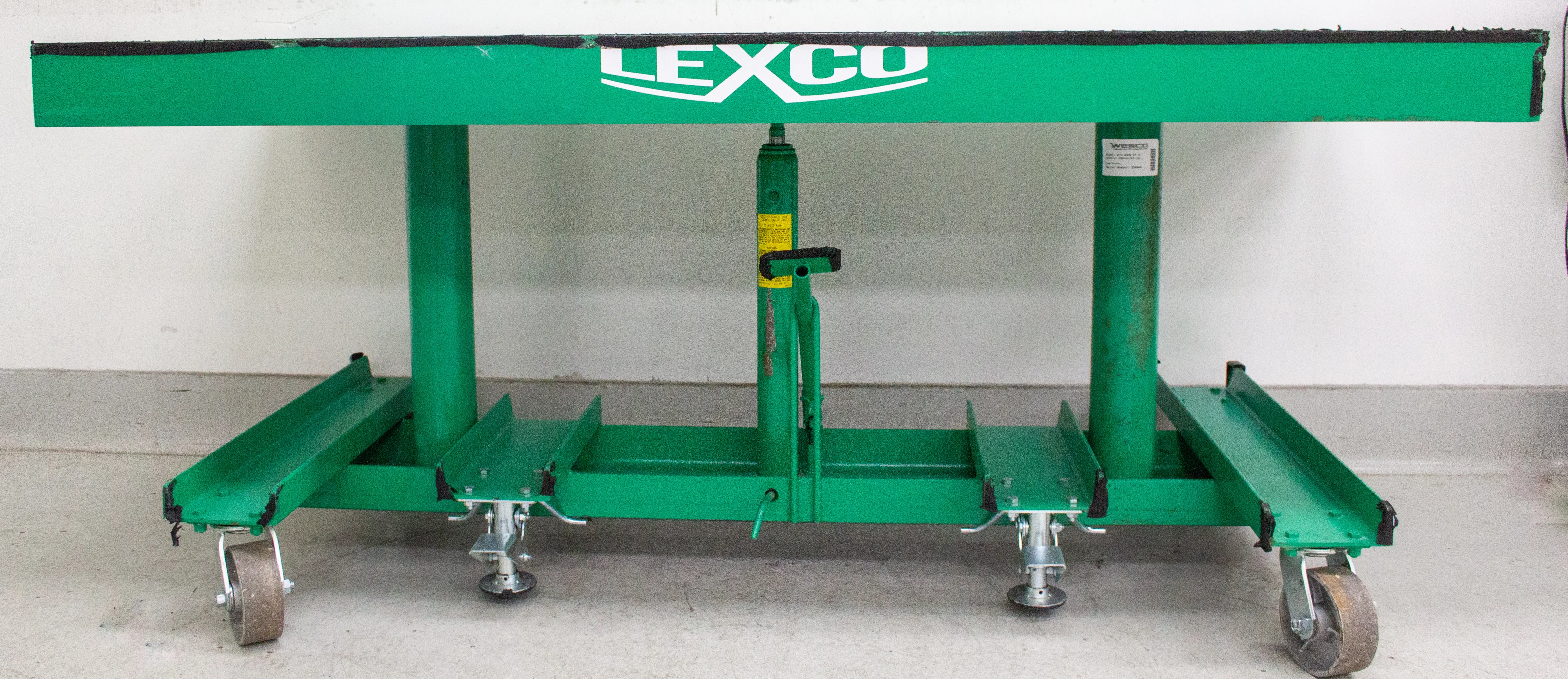 Wesco Lexco 2000 lb, Hydraulic Foot Operated Lift Table P/N STN-3006-SF-A