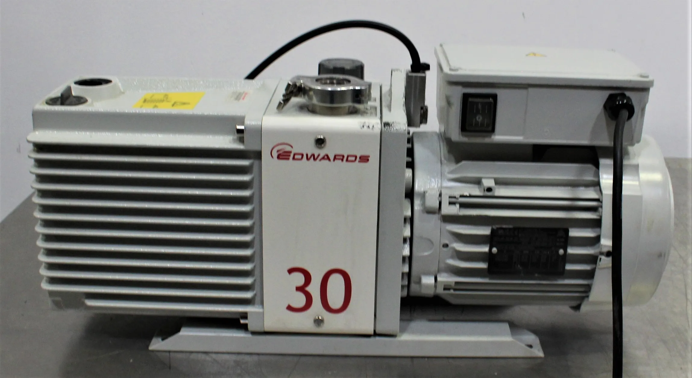 Edwards E2M30 Dual-Mode High Vacuum and High Throughput Vacuum Pump RV3