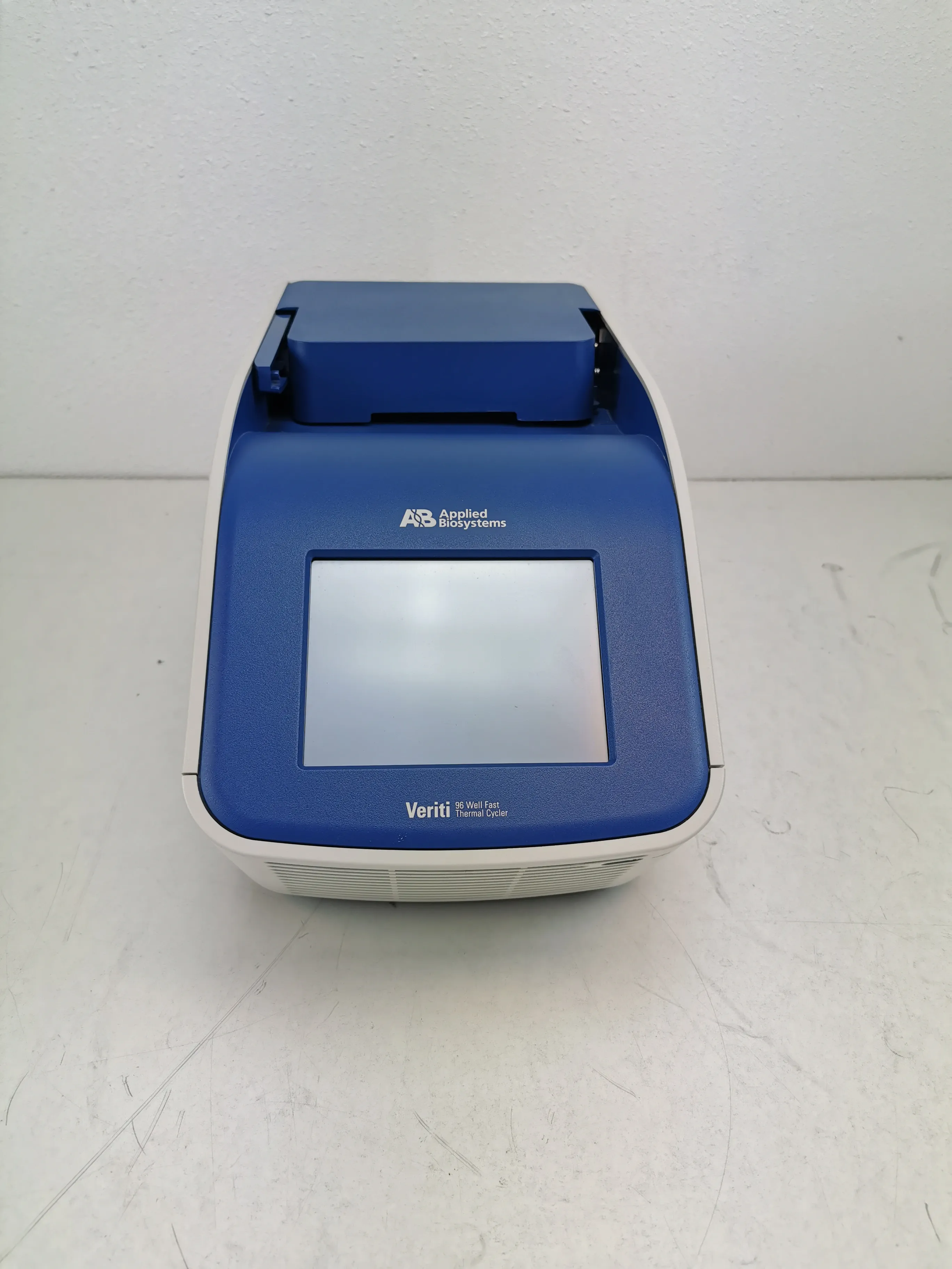 Applied Biosystems Veriti 96-Well Fast Thermal Cycler #9901 PCR Instrument