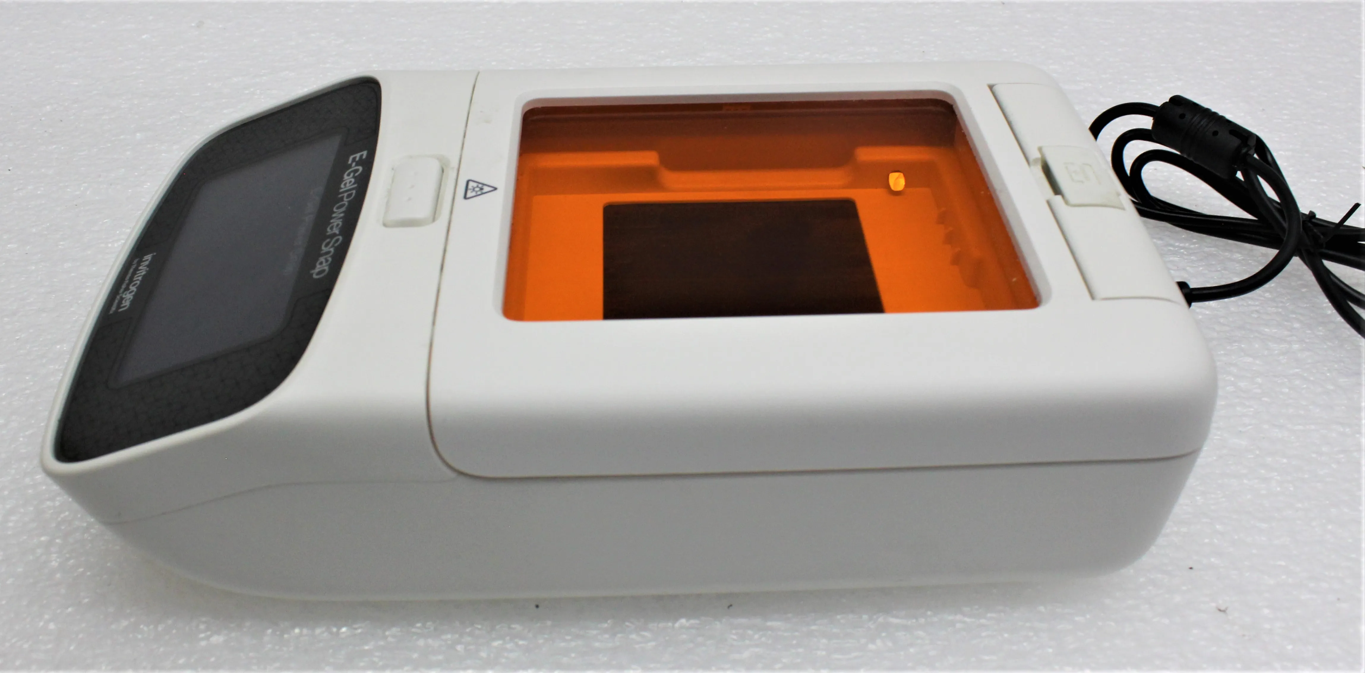 Invitrogen E-Gel Power Snap Electrophoresis Device G8100