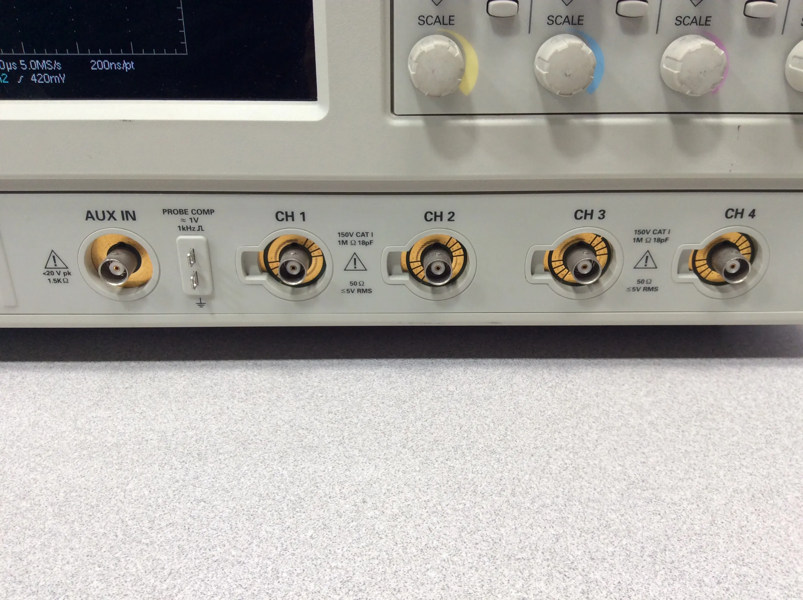 Tektronix TDS5034B Digital Phosphor Oscilloscope 350MHZ 5GS/s