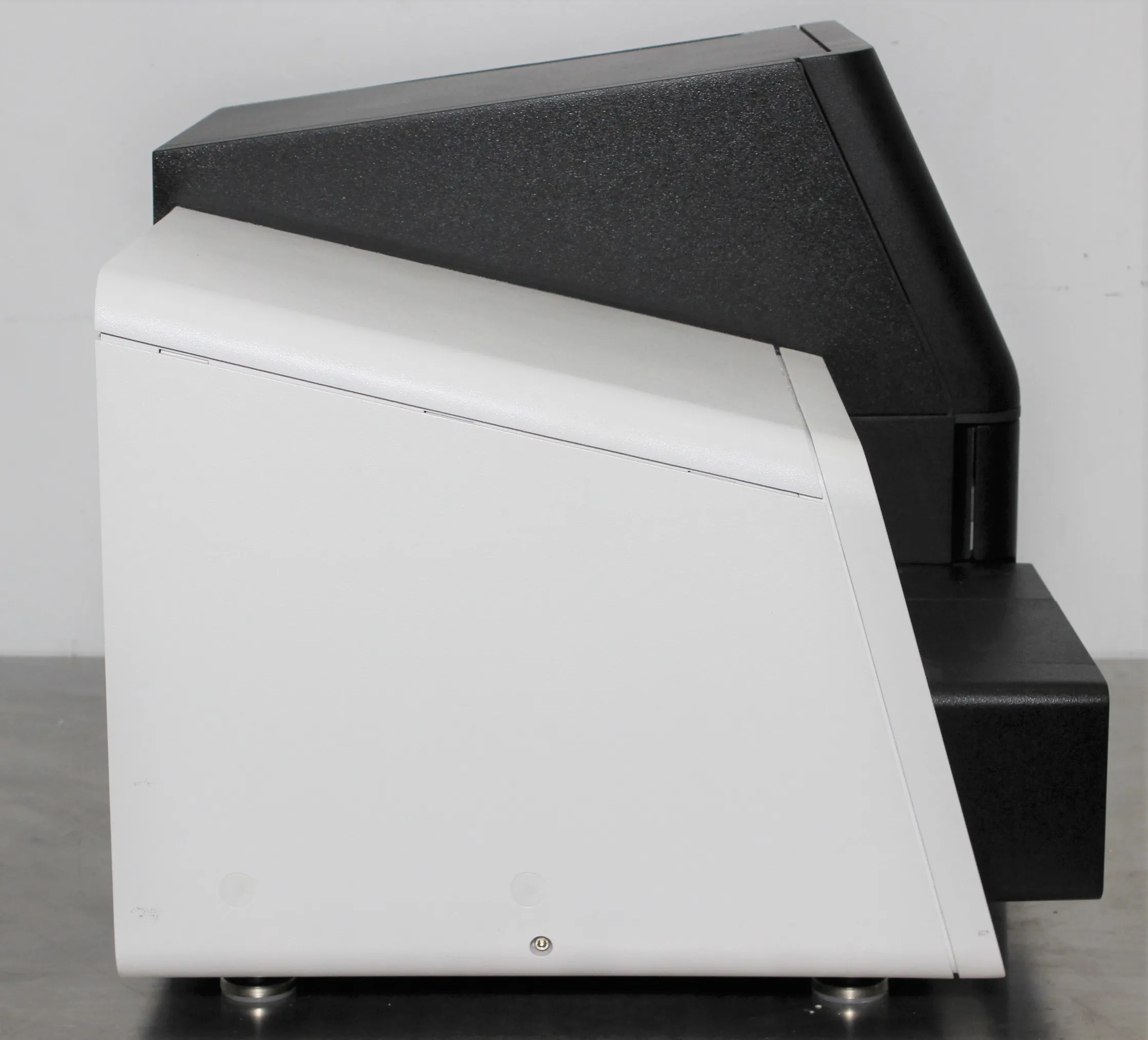 Illumina MiSeq DNA Sequencer, Model M03740 - As-Is