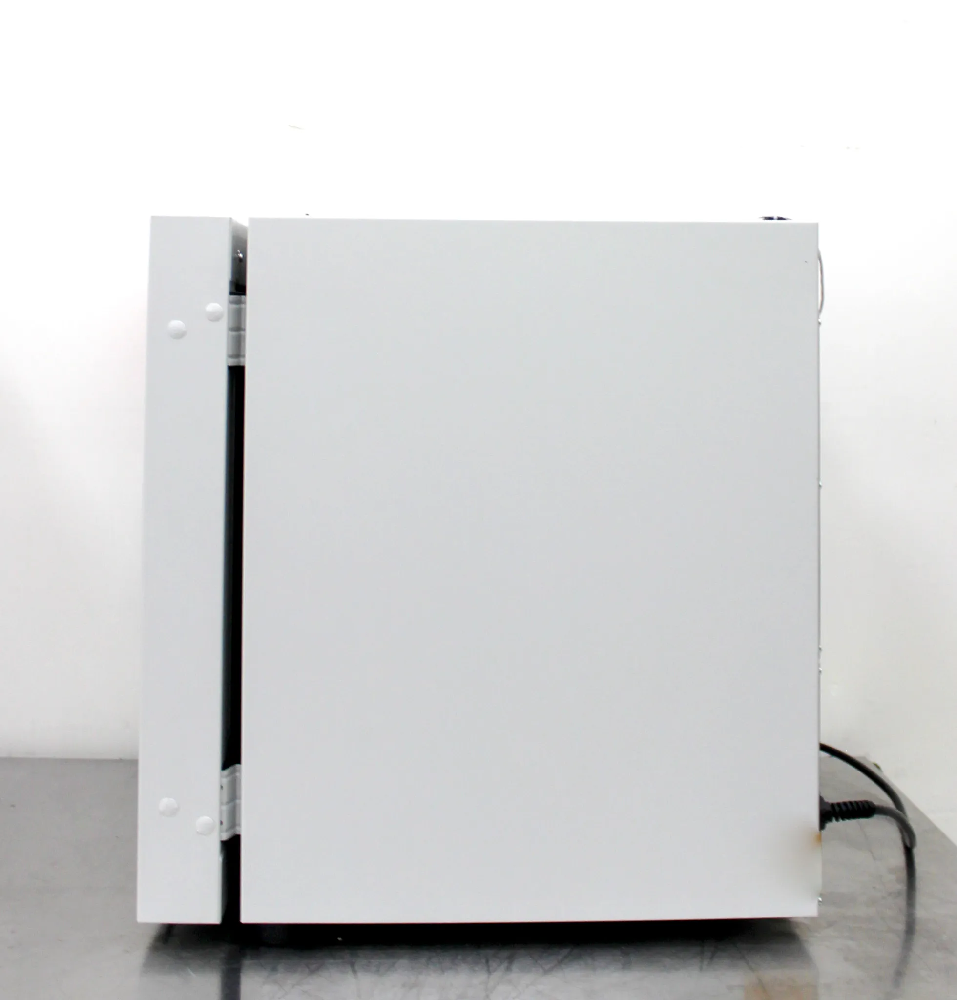 BINDER Gravity Convention Drying and Heating Oven Model: ED 53