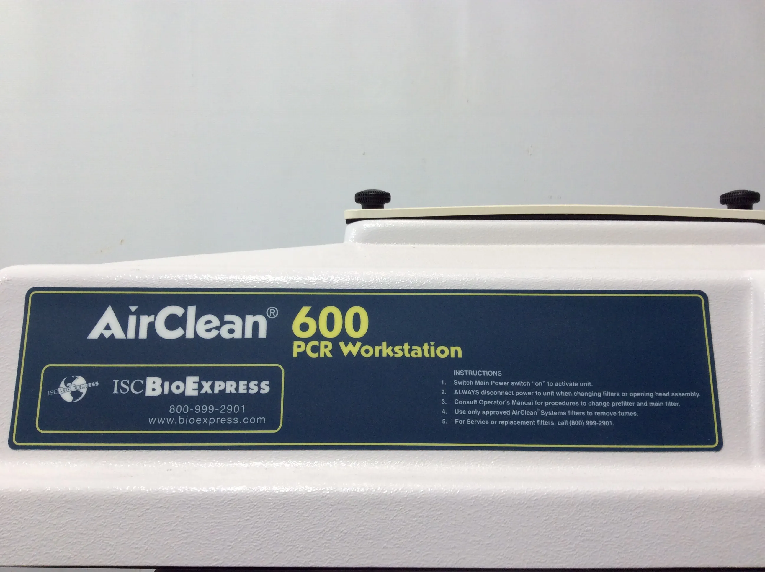 Air Clean Systems 600 PCR Workstation - AirClean 600 PCR Enclosure