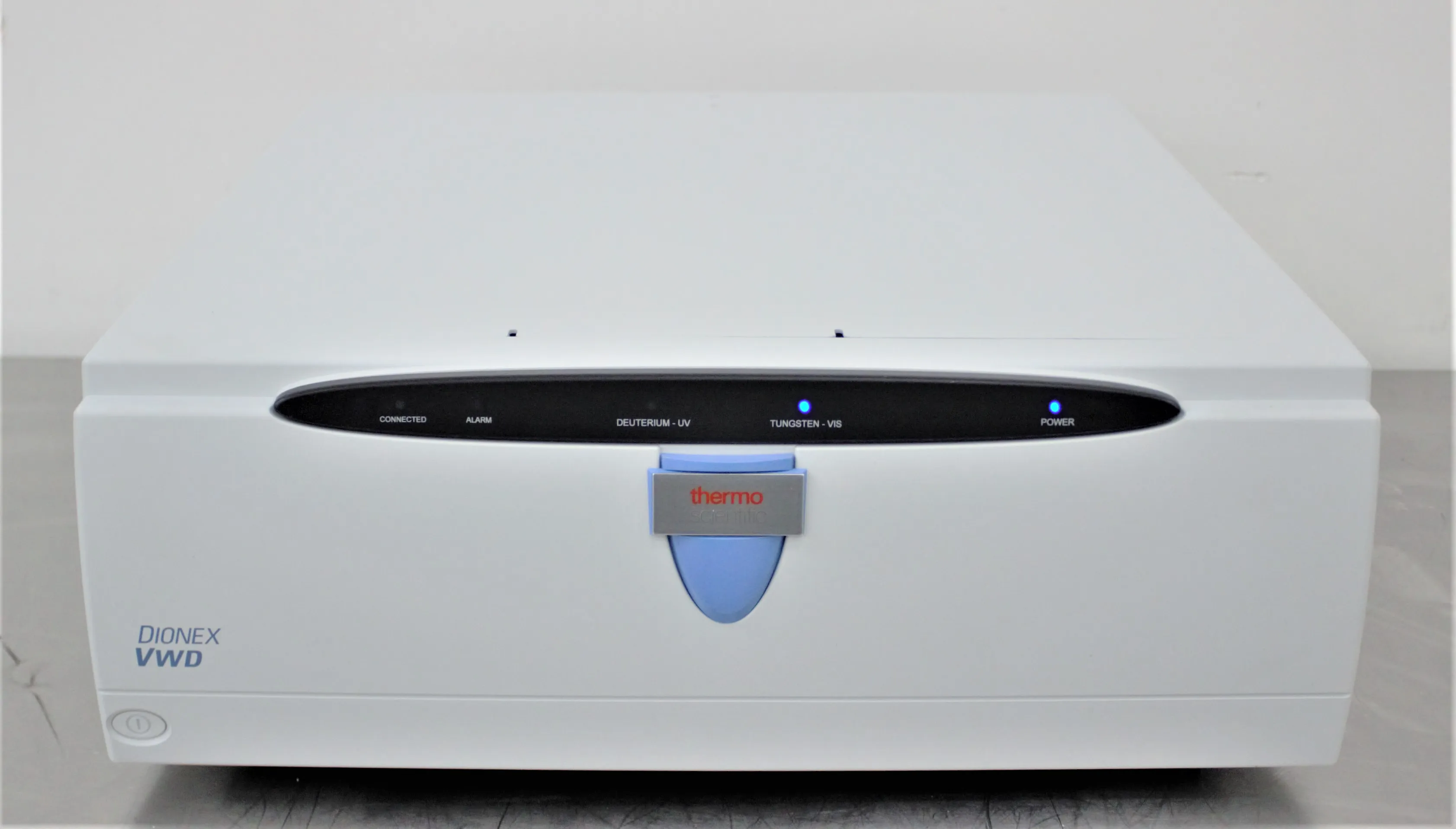 Thermo Scientific Dionex ICS Series Variable Wavelength Detector (Dionex VWD) - Used Laboratory Equipment