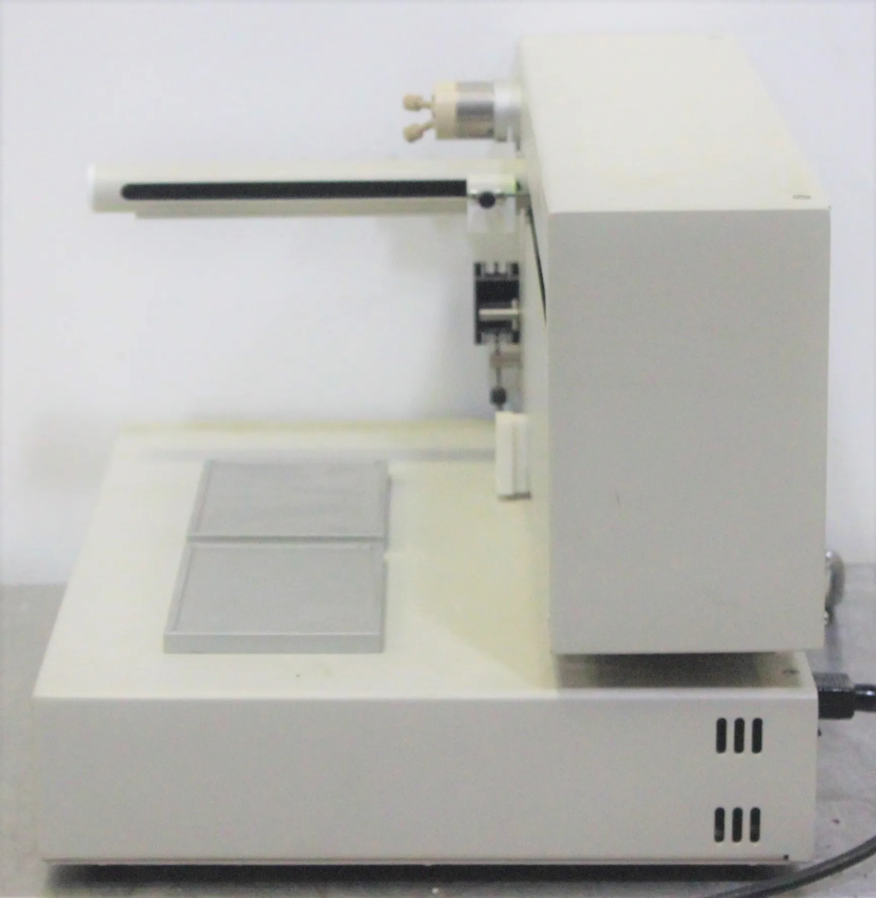 Hitachi FCW-180 Fragment Collector with Navigator and Wavemaker Software