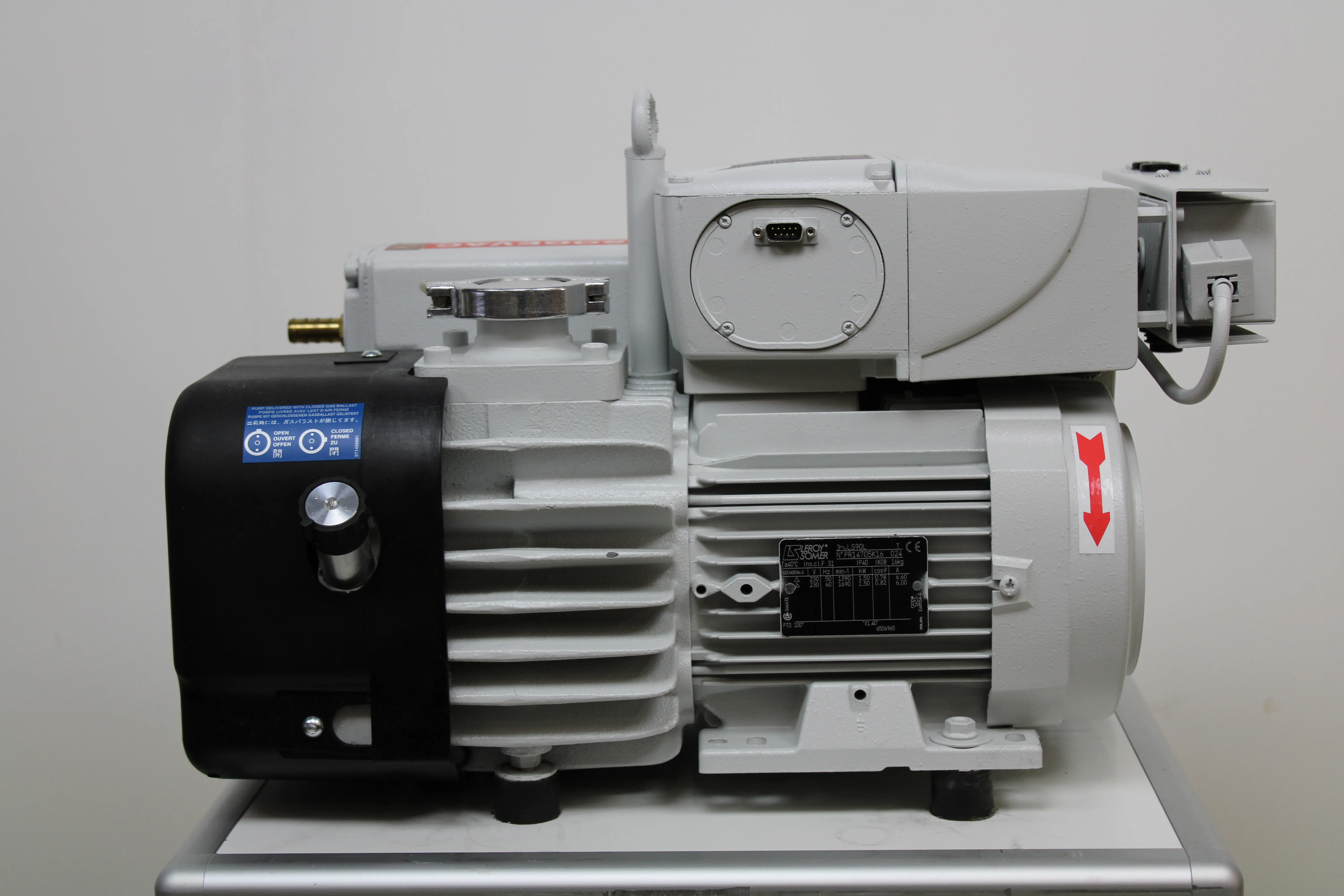 Leybold Sogevac SV65BIFC 960465V013001 Vacuum Pump