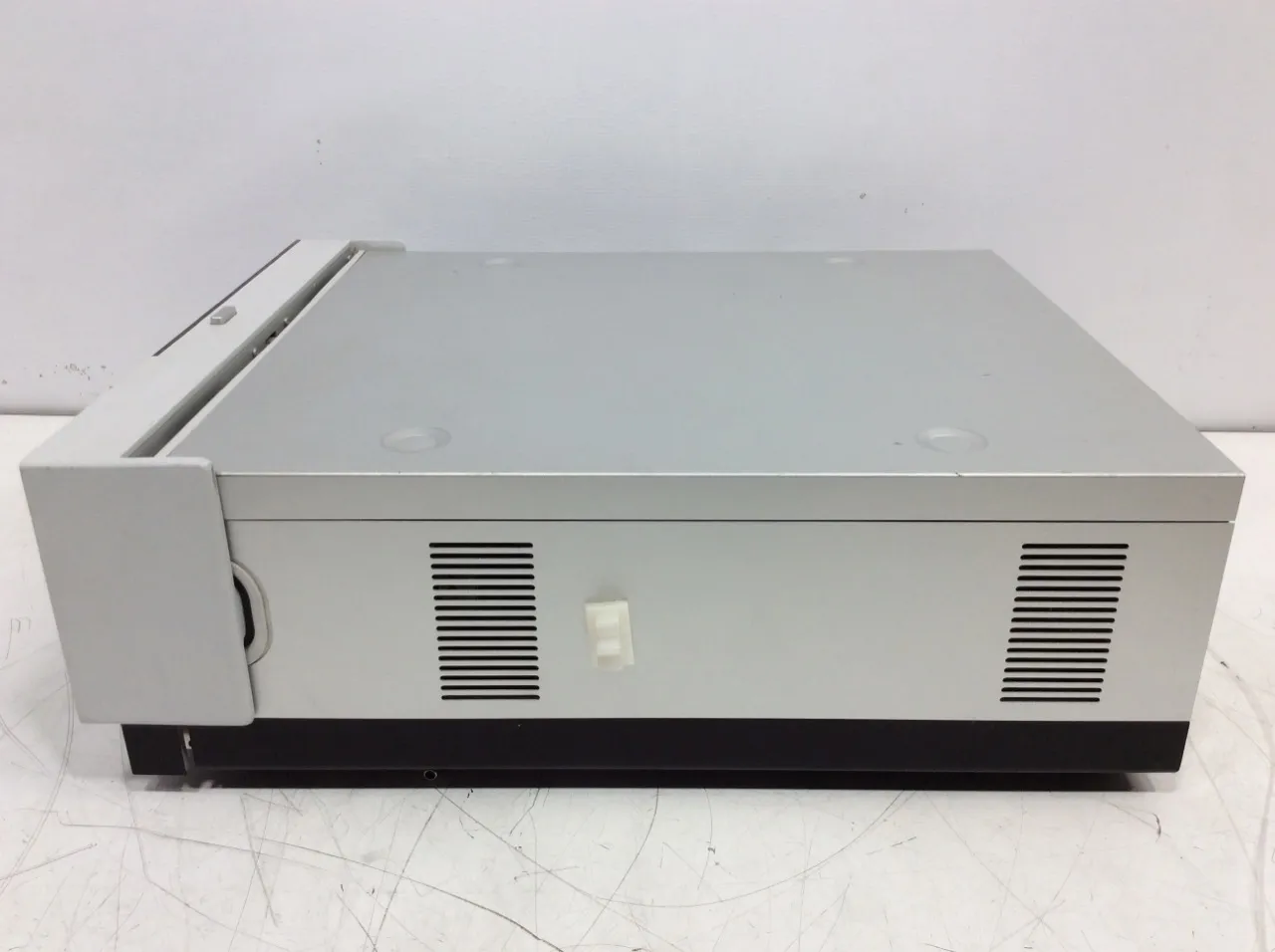 Dionex TCC-3100 Column Thermostat for HPLC / FPLC / GC / CE