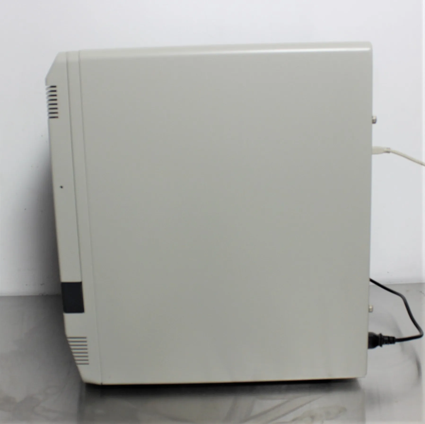 Applied Biosystems 7500 Fast Real-Time PCR System