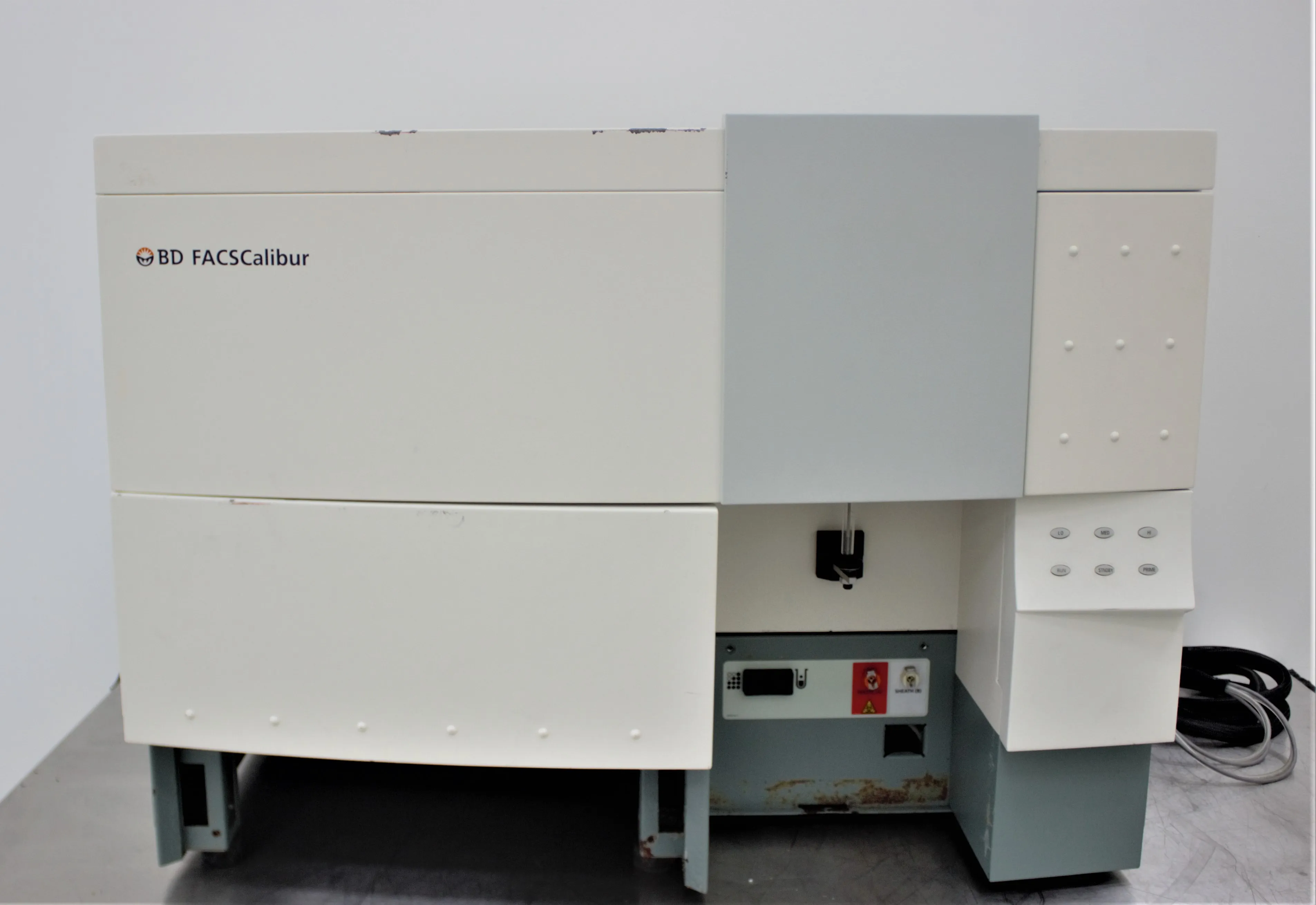 BD FACSCalibur Flow Cytometer - Used Laboratory Equipment - REUZEit West Coast US - R