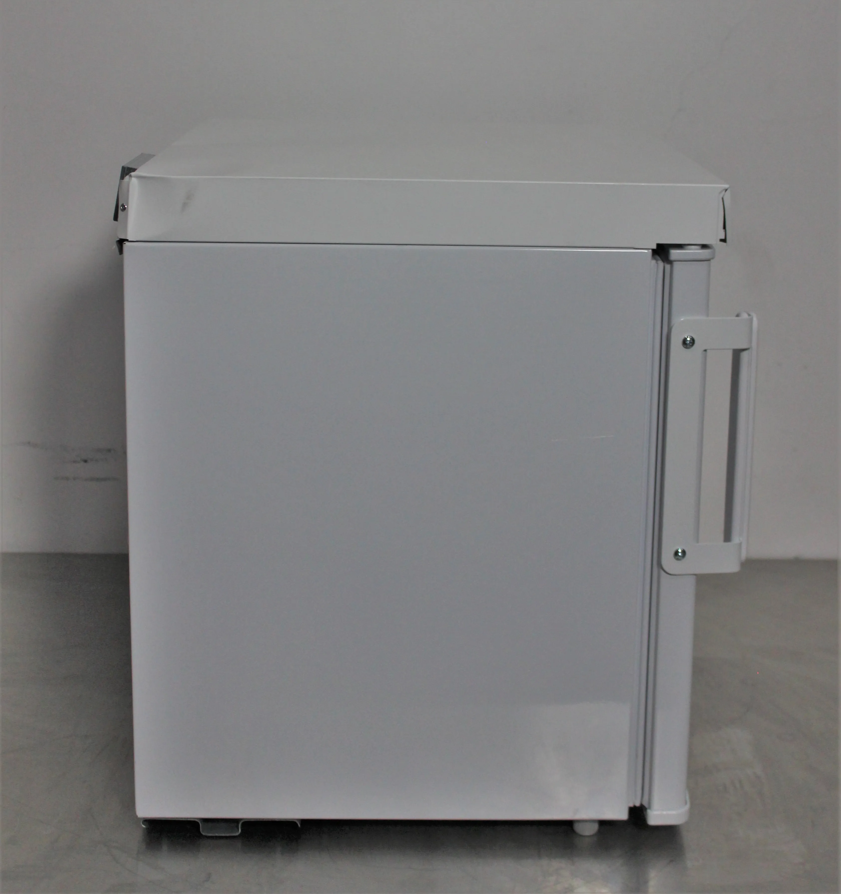 Thermo Scientific GPF Series -20C Manual Defrost Countertop Freezer